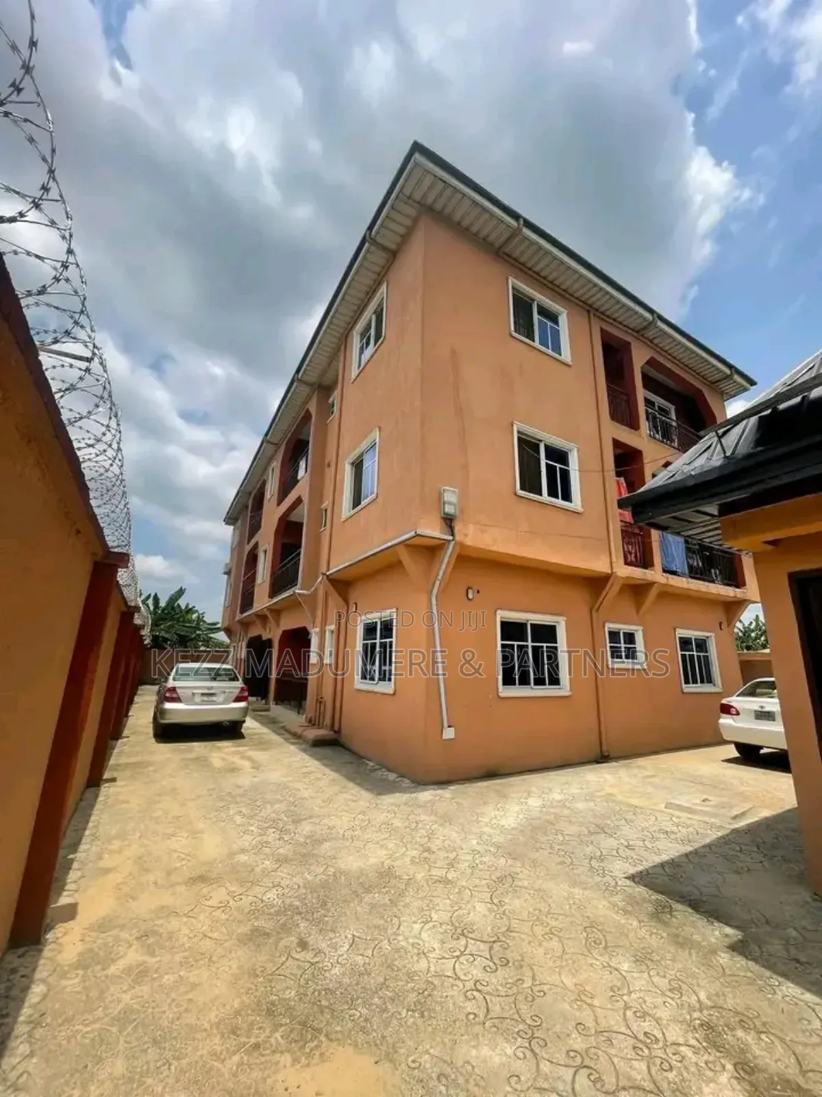 6bdrm Block of Flats in New Rumukurushi Ph, Rumuokwurusi for sale