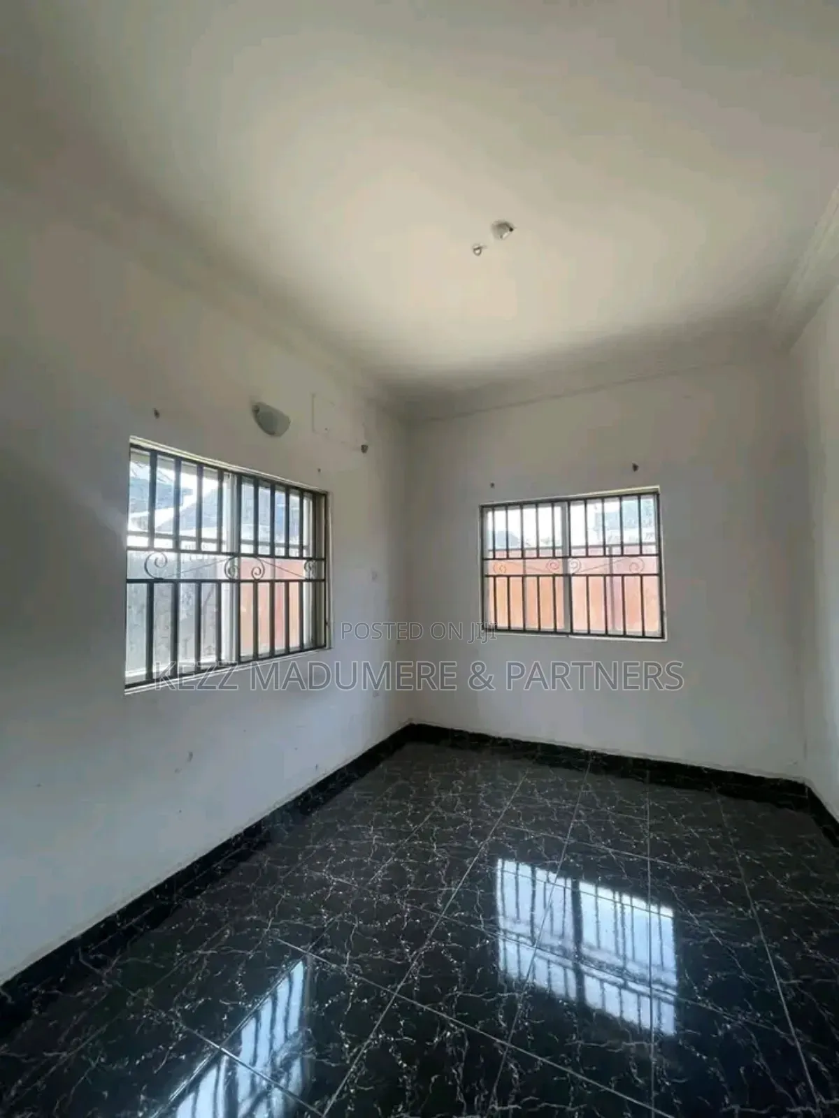 6bdrm Block of Flats in New Rumukurushi Ph, Rumuokwurusi for sale