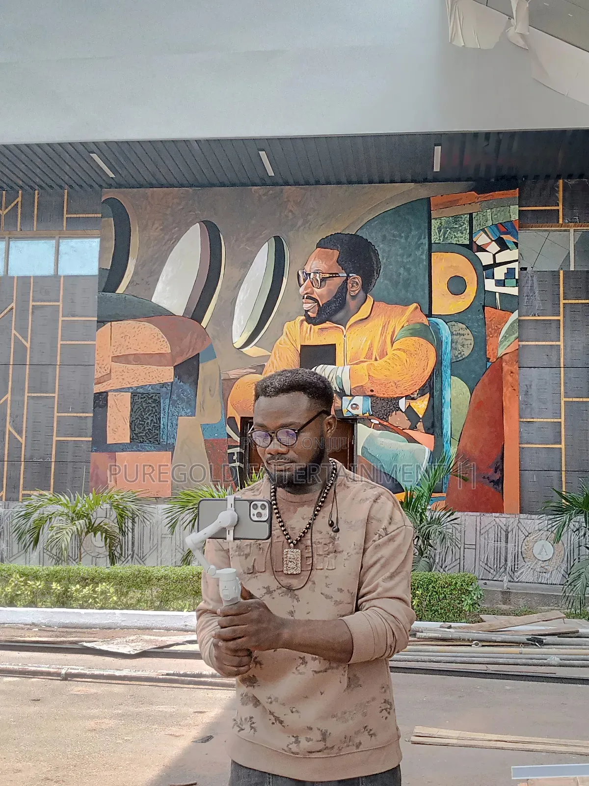 Smartphone Content Creator in Abia State