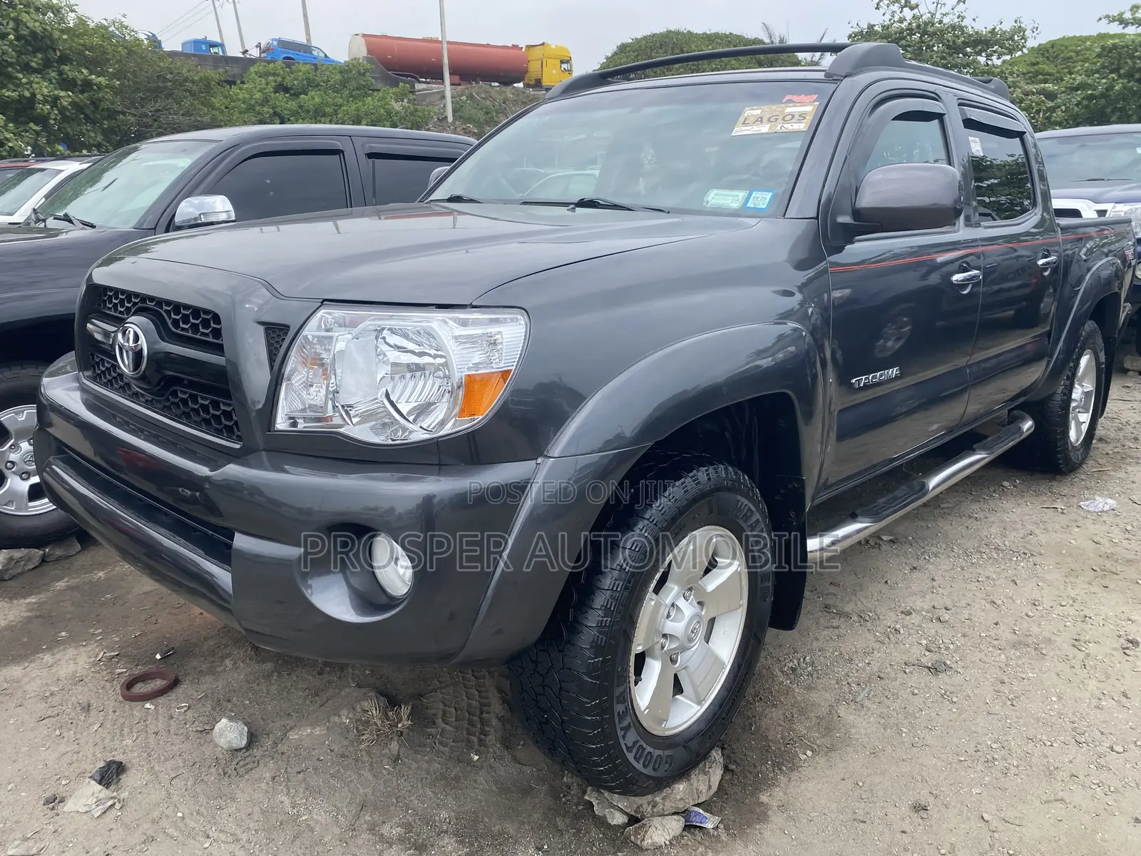 Toyota Tacoma Double Cab V6 Automatic 2011 Gray