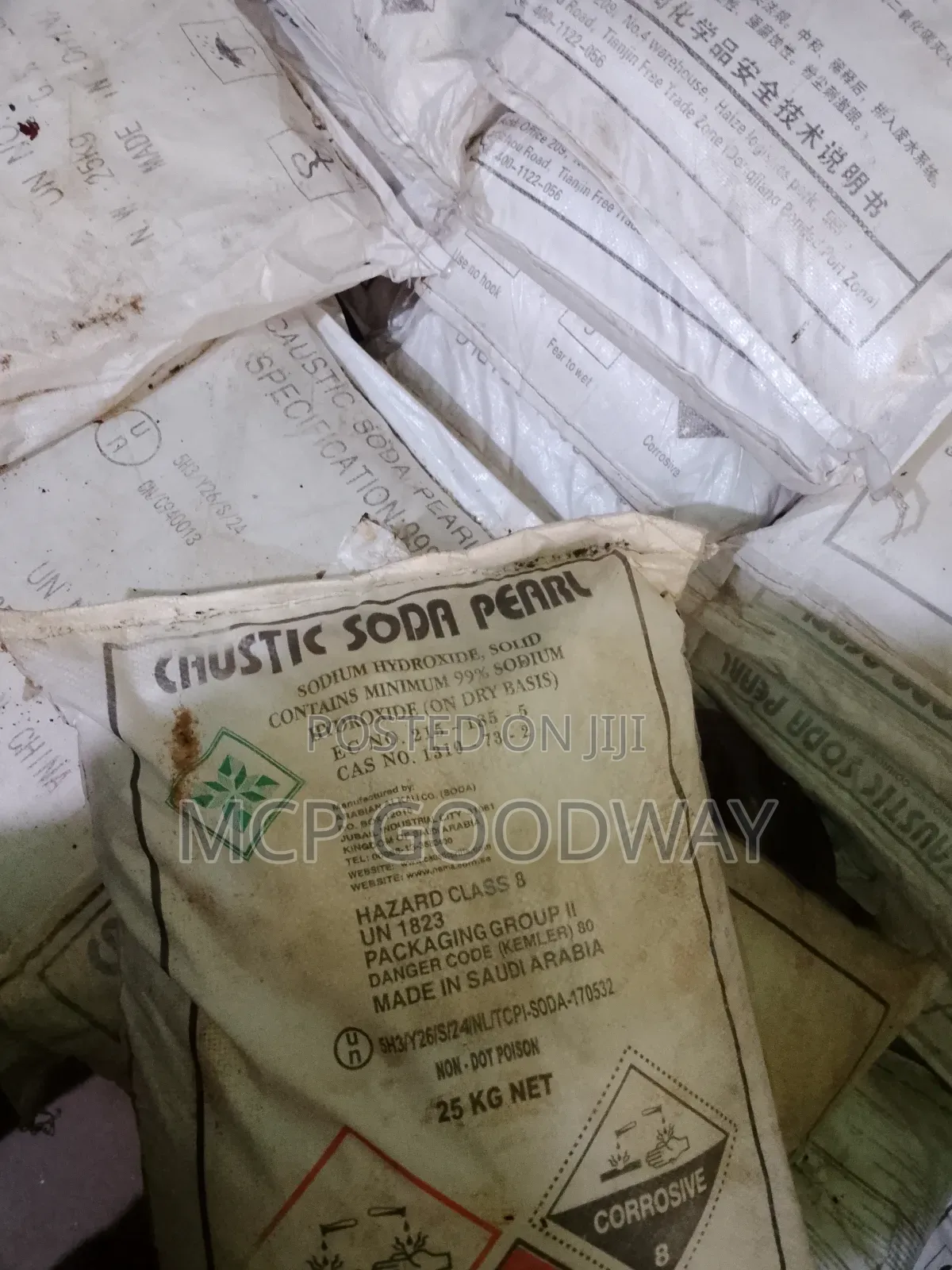 Caustic Soda Pearl