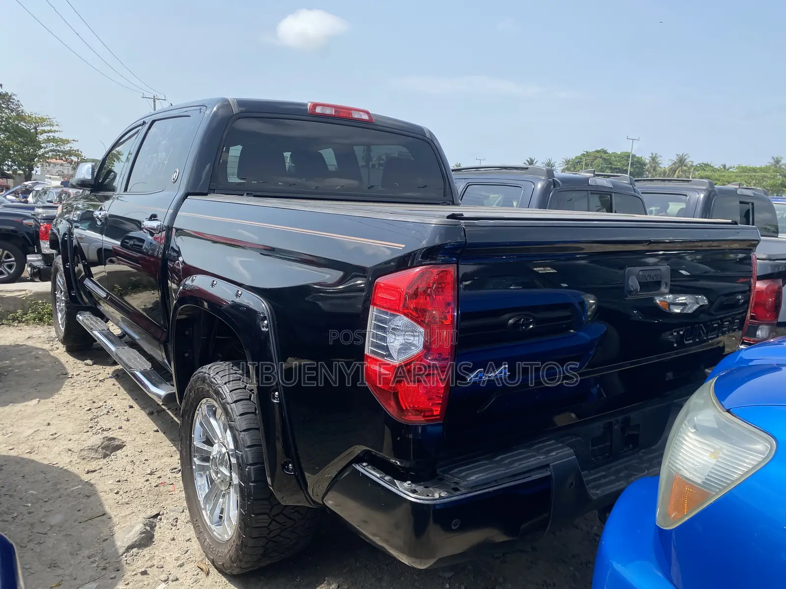 Toyota Tundra 1794 5.7L V8 4x4 CrewMax 5.6 ft. box 145.7 in. WB 2020