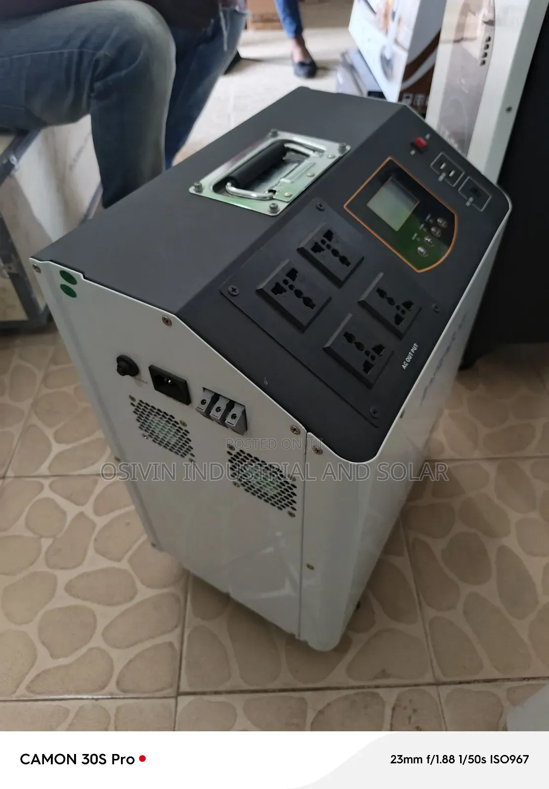 Infinisolar 2000w Solar Generator 4pcs of 300w Panels