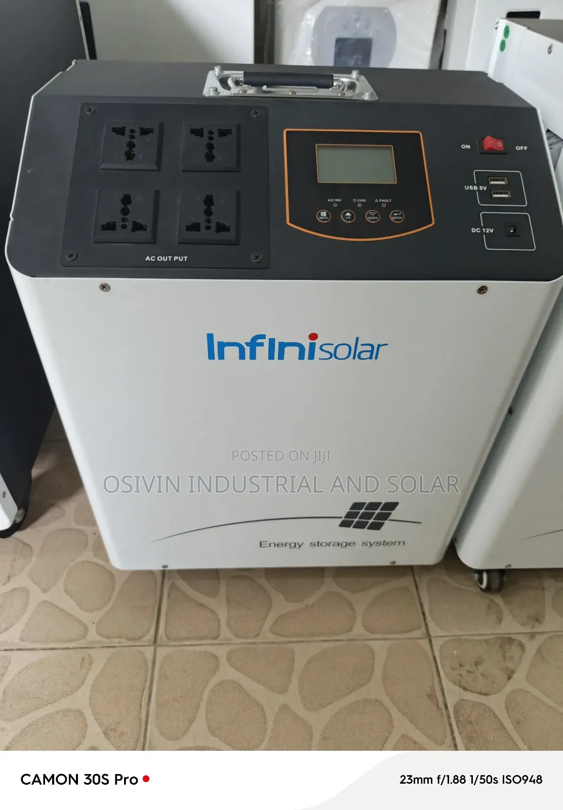 Infinisolar 2000w Solar Generator 4pcs of 300w Panels