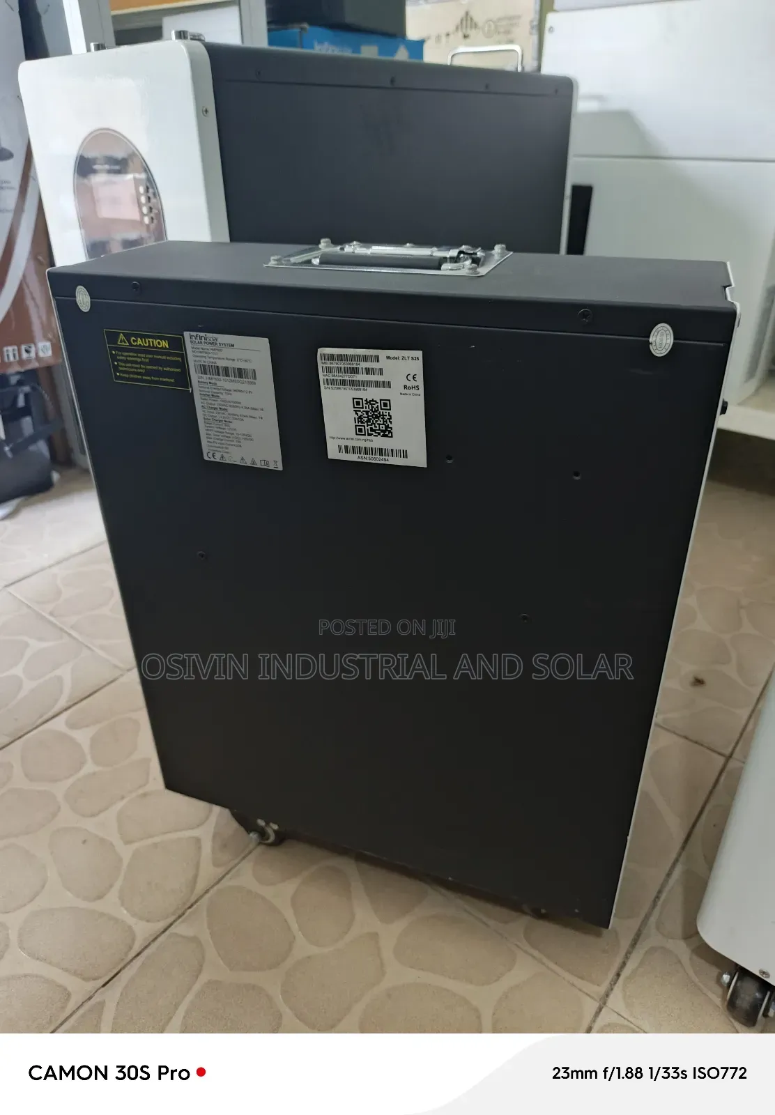 Infinisolar 2000w Solar Generator 4pcs of 300w Panels