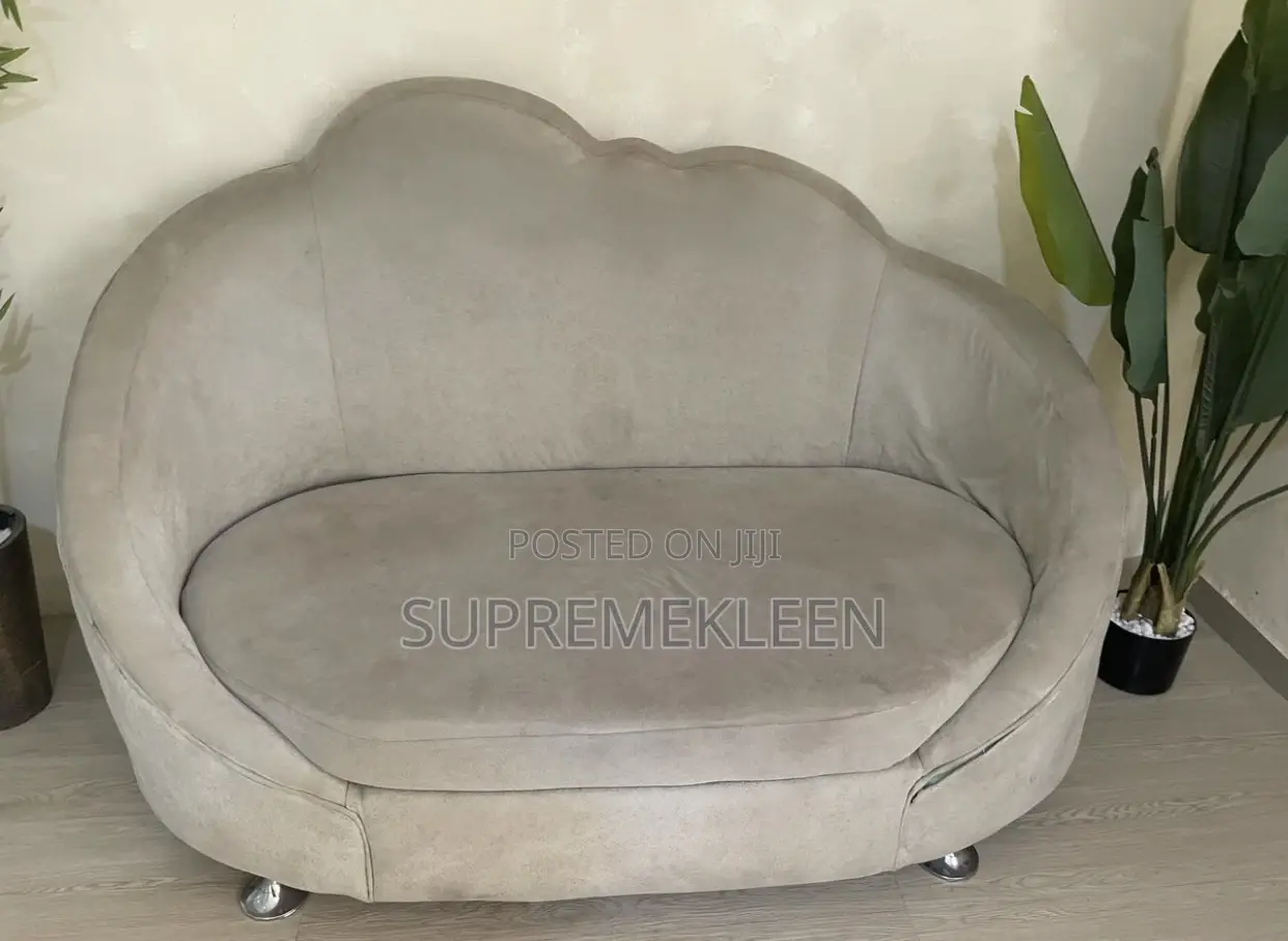 The Best Upholstery, Chair Cleaning Service