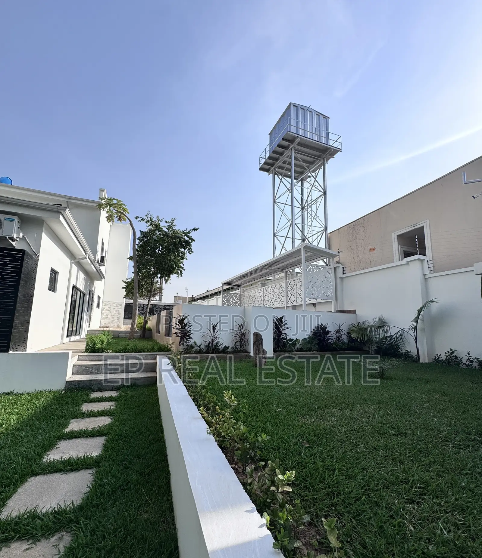 10bdrm Duplex in Asokoro for sale