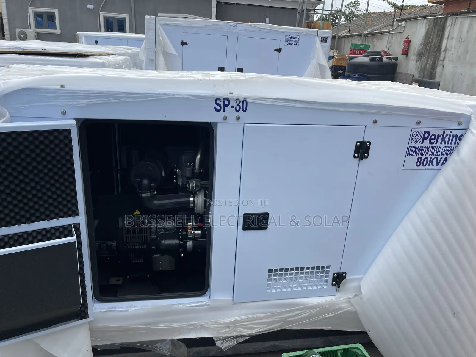 Excellent England Perkins Soundproof Diesel Generator 80kva