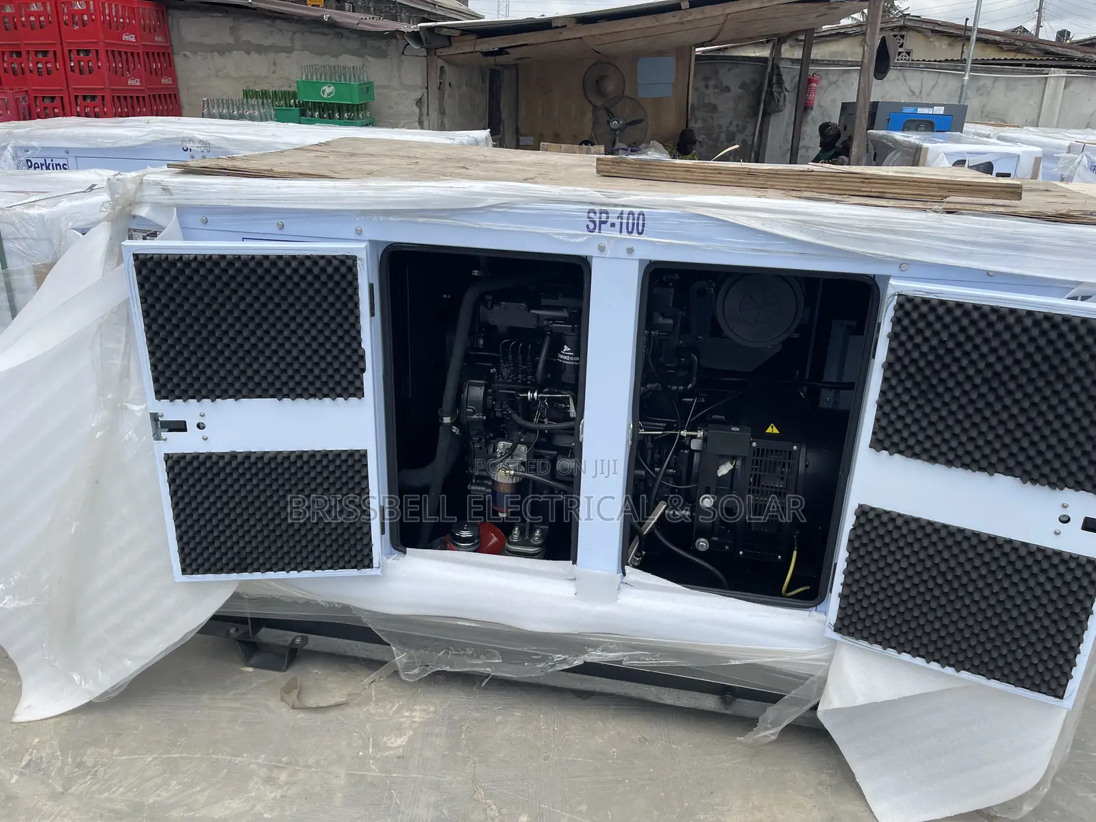 Excellent England Perkins Soundproof Diesel Generator 100kva