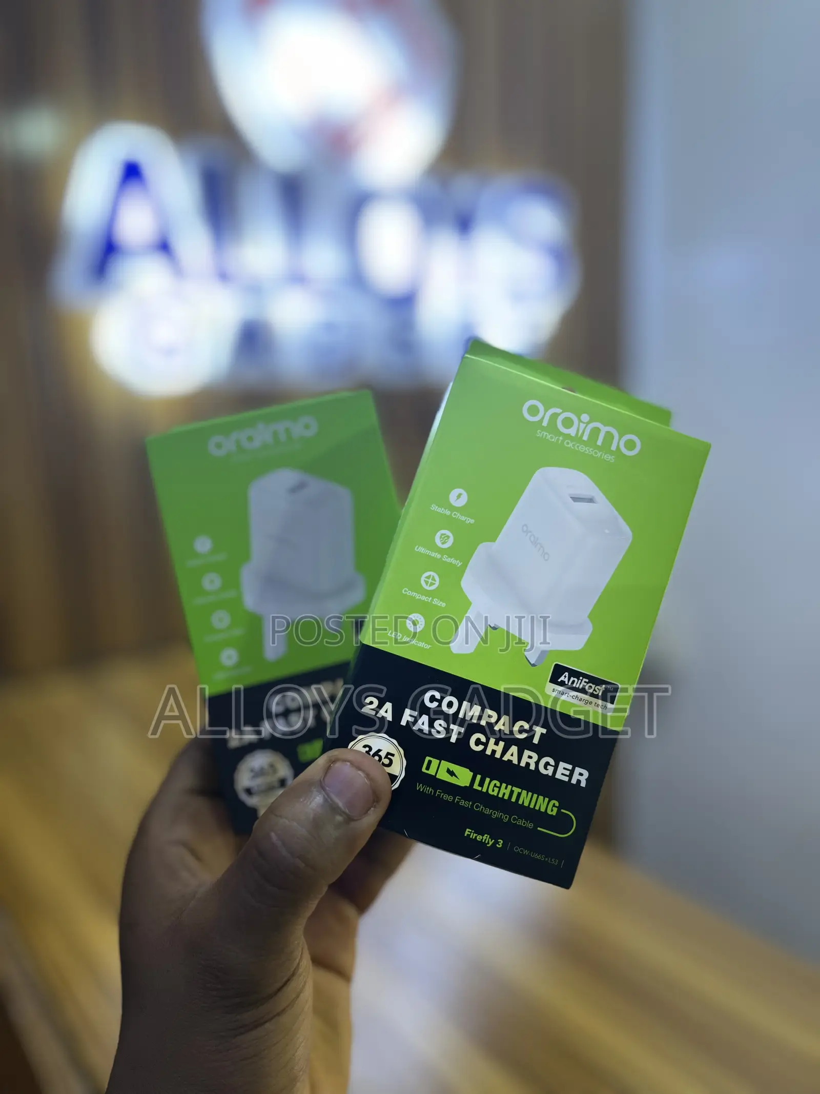 Oraimo Firefly iPhone Fast Charger