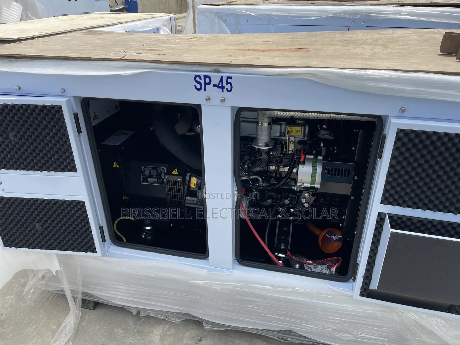 Excellent England Perkins Soundproof Diesel Generator 45kva