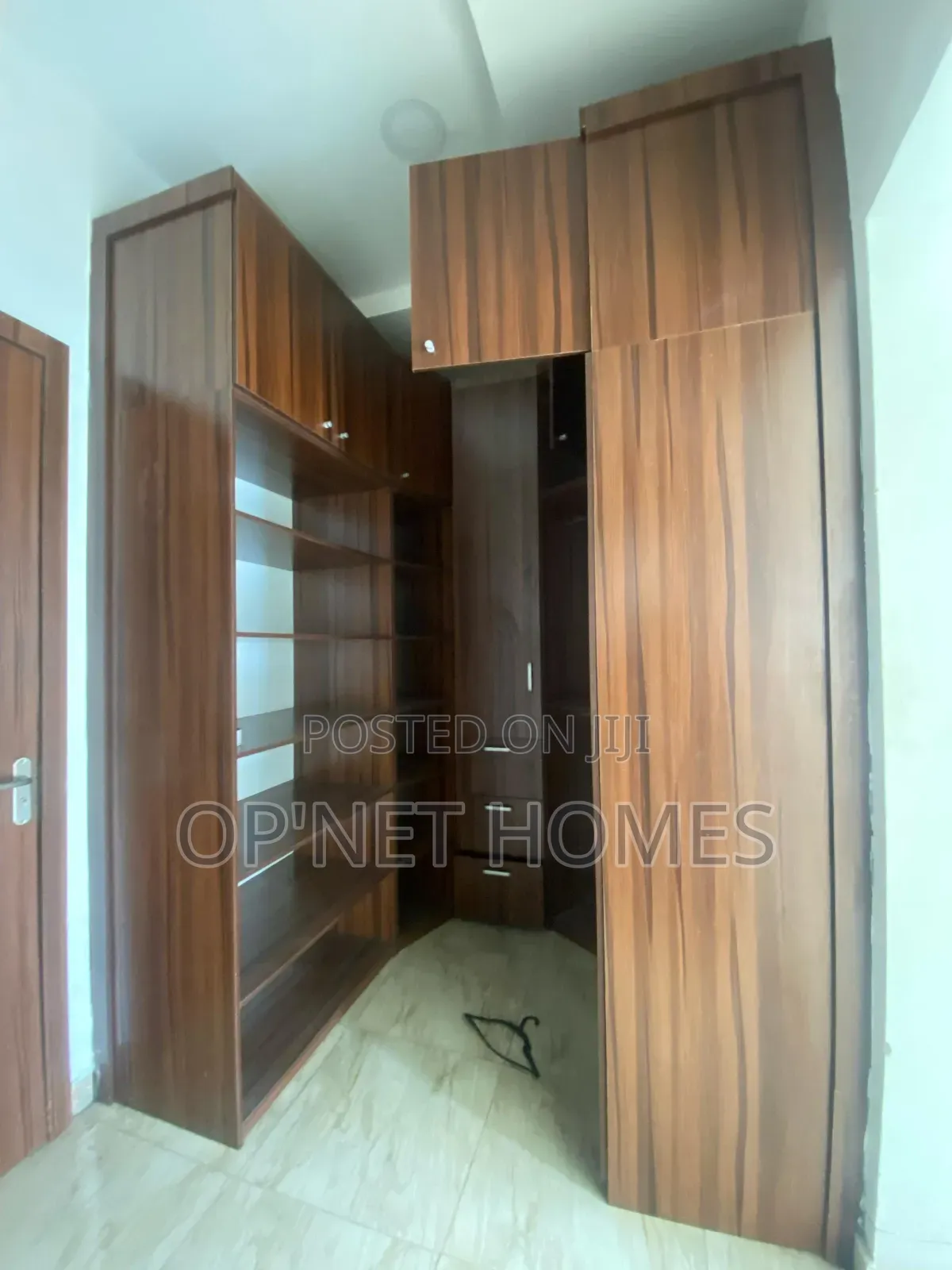 Furnished 4bdrm Duplex in Lekki for sale