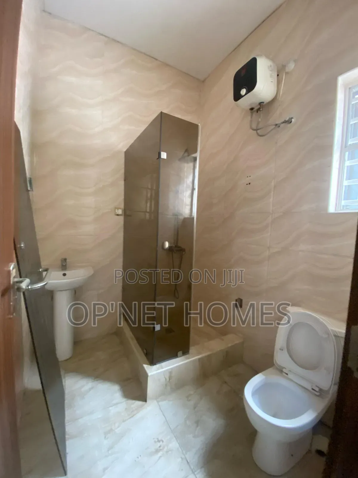Furnished 4bdrm Duplex in Lekki for sale