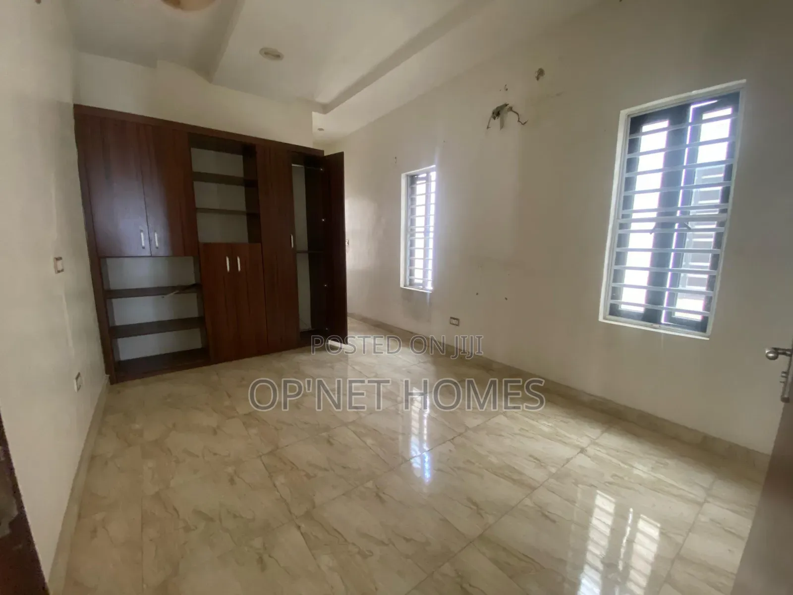 Furnished 4bdrm Duplex in Lekki for sale