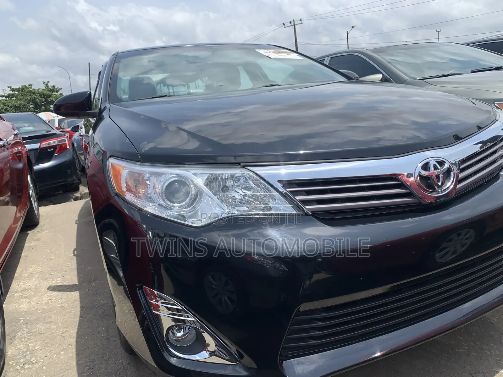 Toyota Camry LE 4dr Sedan w/Prod. End 11/13 (2.5L 4cyl 6A) 2014 Black