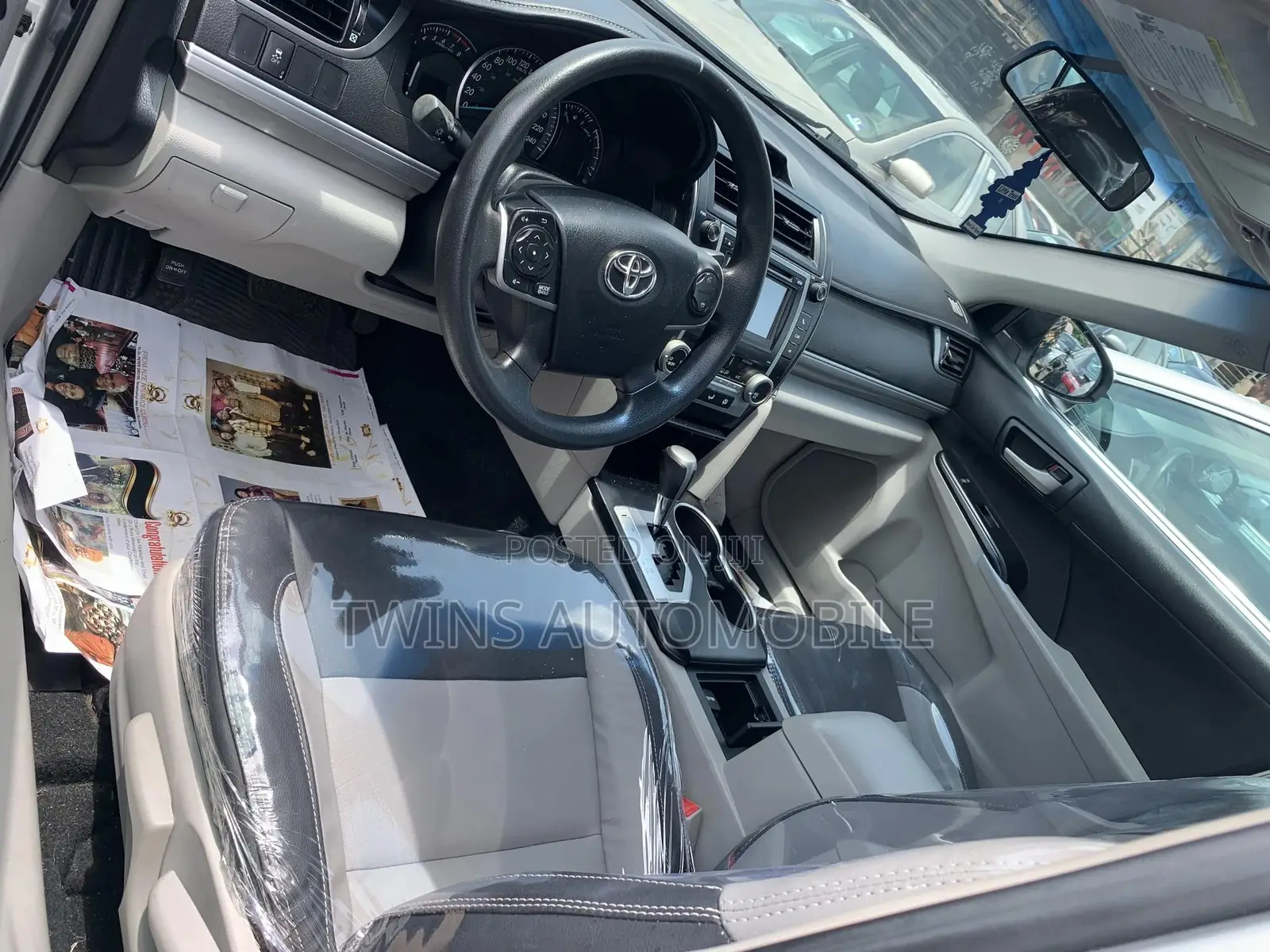 Toyota Camry LE 4dr Sedan (2.5L 4cyl 6A) 2013 Silver