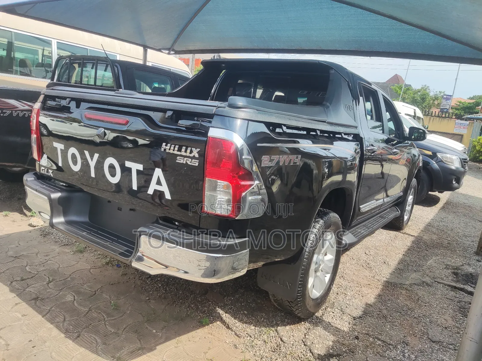 Toyota Hilux SR5 4x4 2019 Black