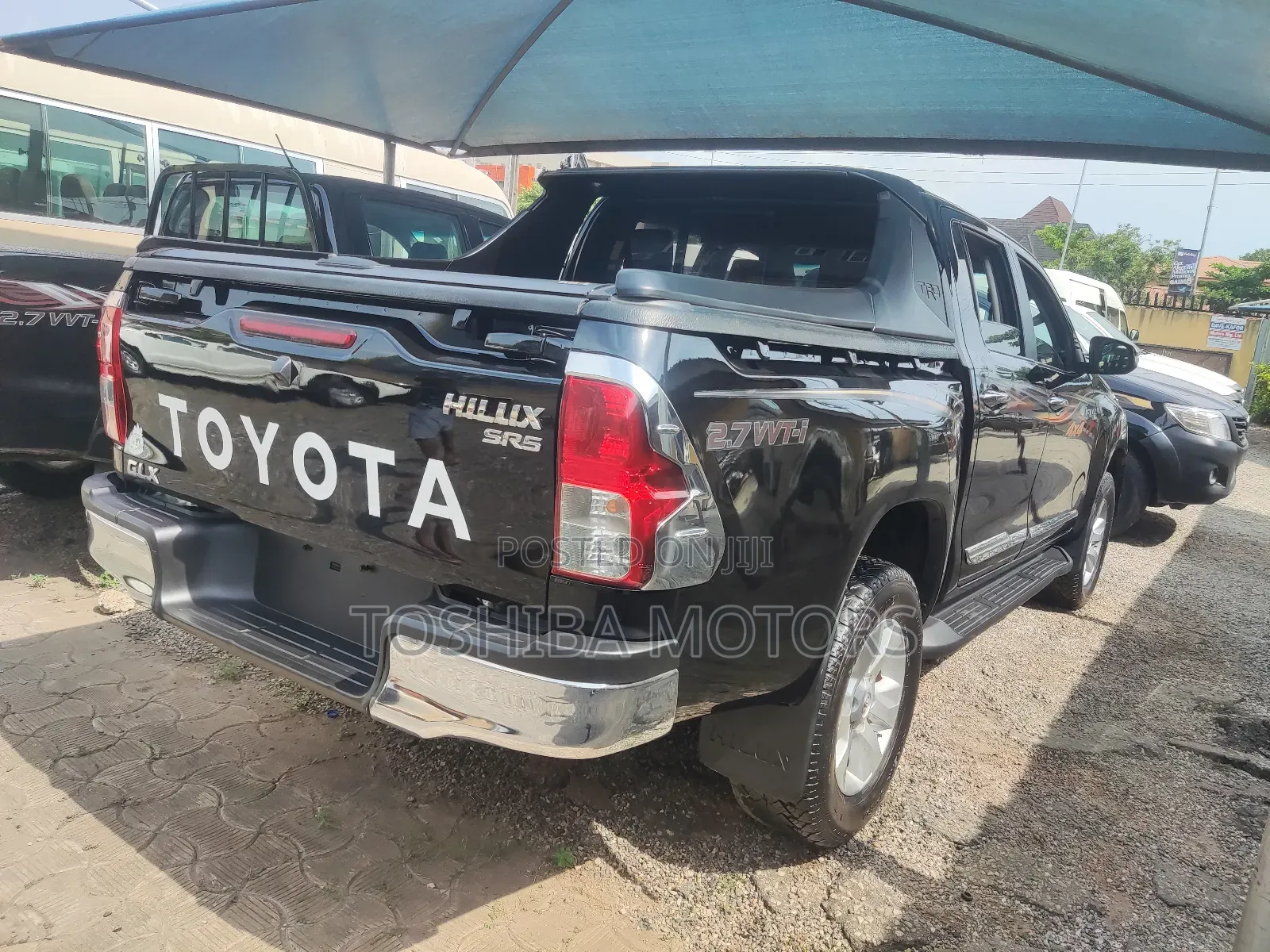 Toyota Hilux SR5 4x4 2019 Black