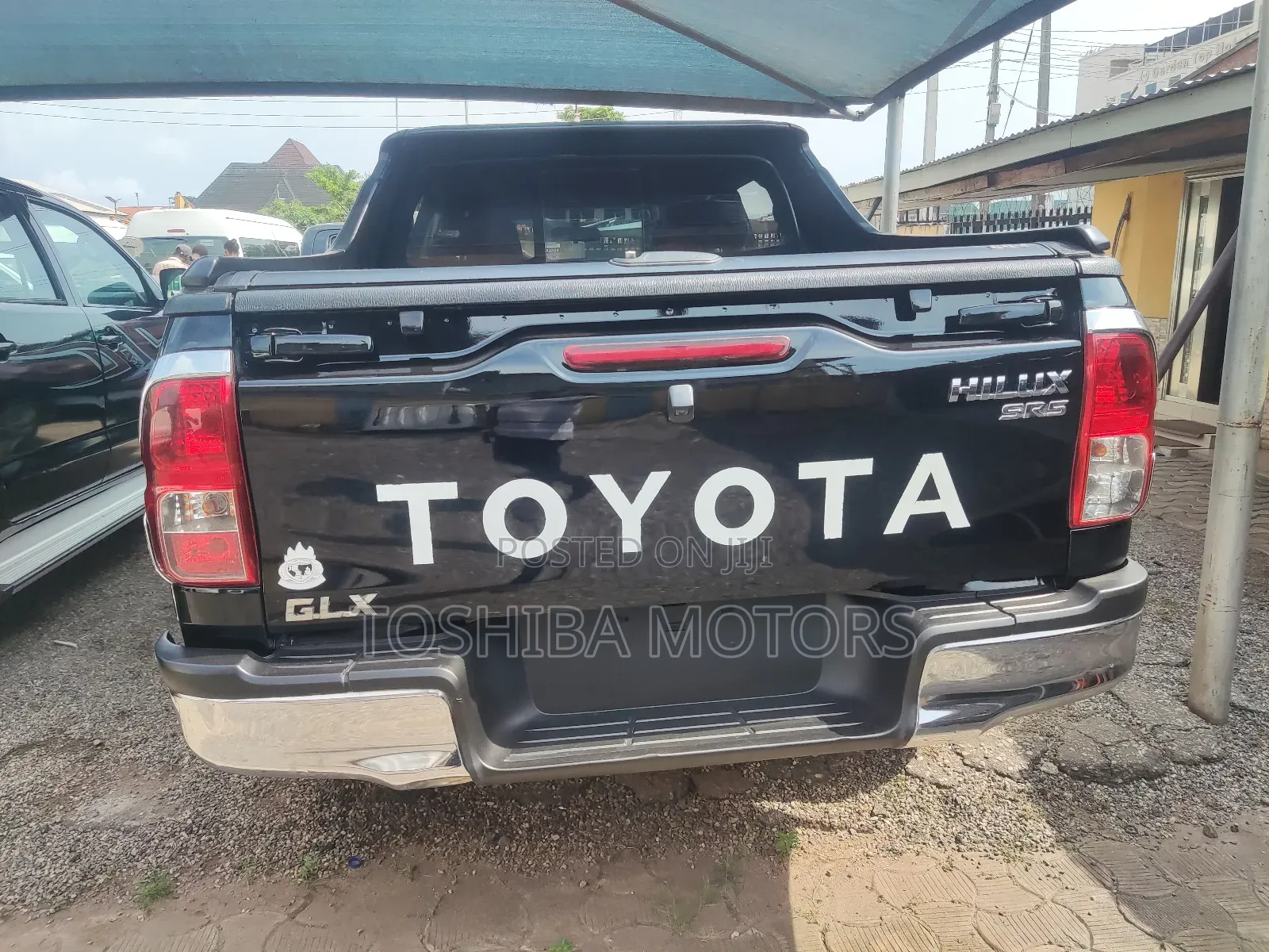 Toyota Hilux SR5 4x4 2019 Black