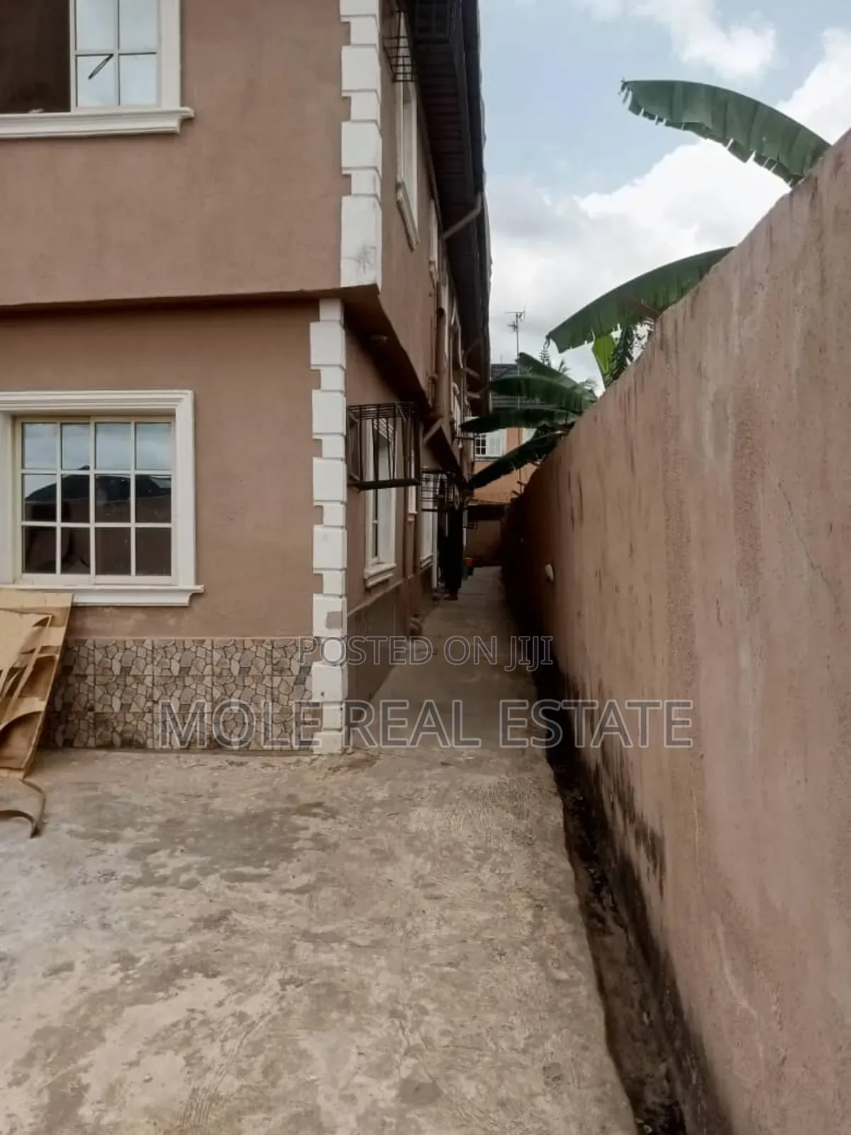 Solid 4 Unit of 3 Bedroon Renovated Omac Iguando