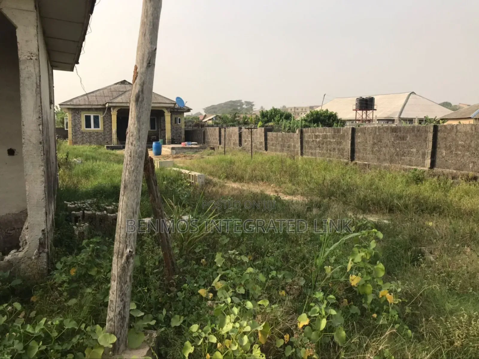 3bdrm House in Oloja Estate, Ikorodu for Sale
