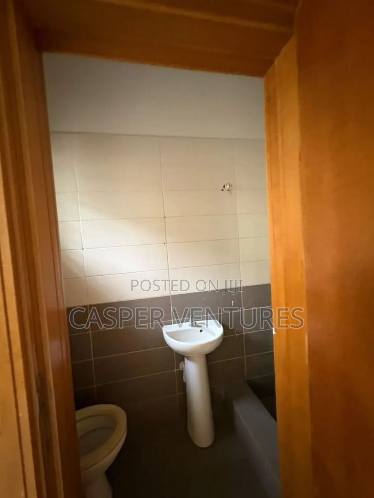 4bdrm Duplex in Eletu Osapa london for rent