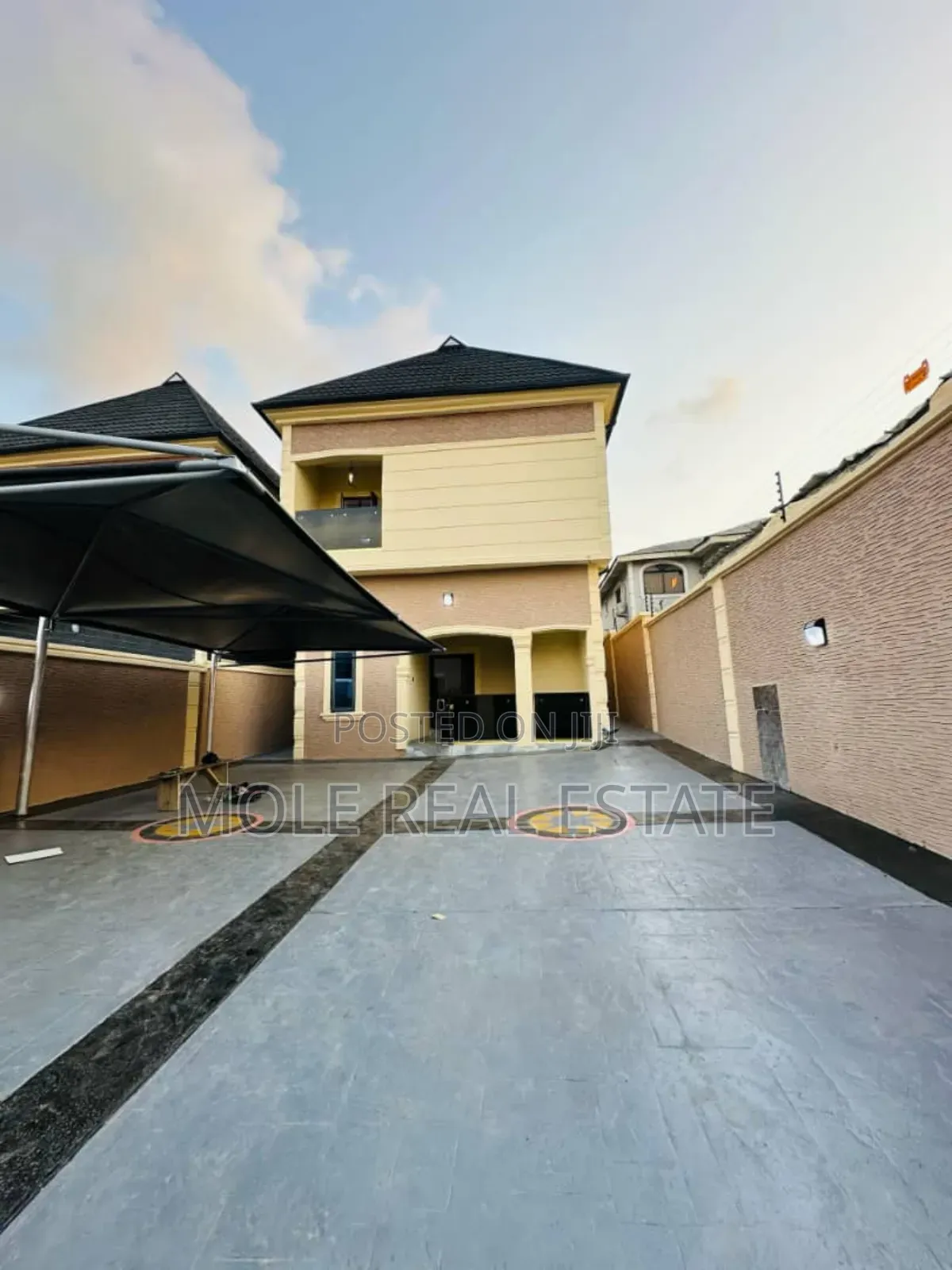 Furnished 4bdrm Duplex in Ogba for sale