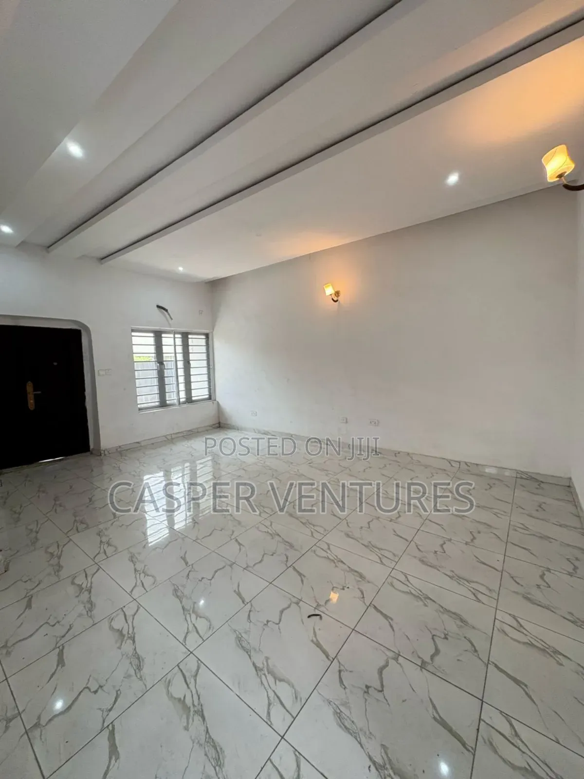 Studio Apartment in Royal View, Ikota for rent