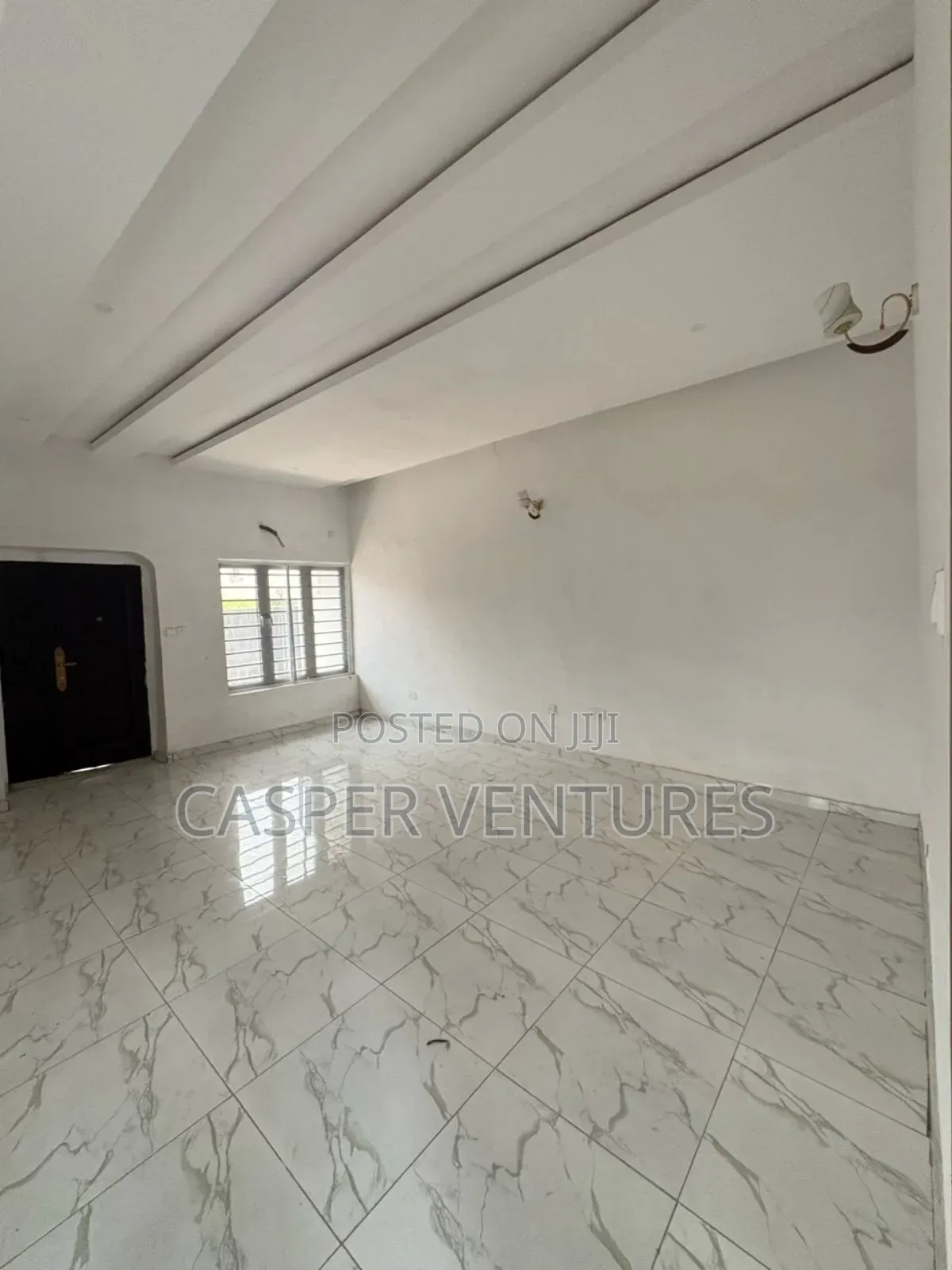 Studio Apartment in Royal View, Ikota for rent