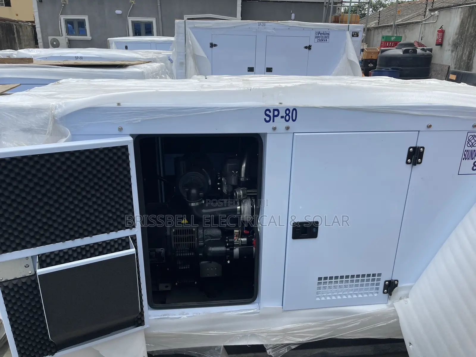 Strong England Perkins Soundproof Diesel Generator 80kva