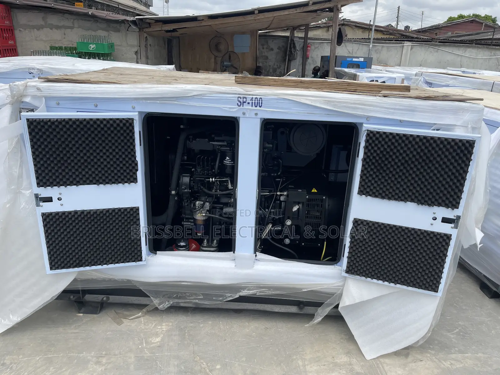 Strong England Perkins Soundproof Diesel Generator 100kva