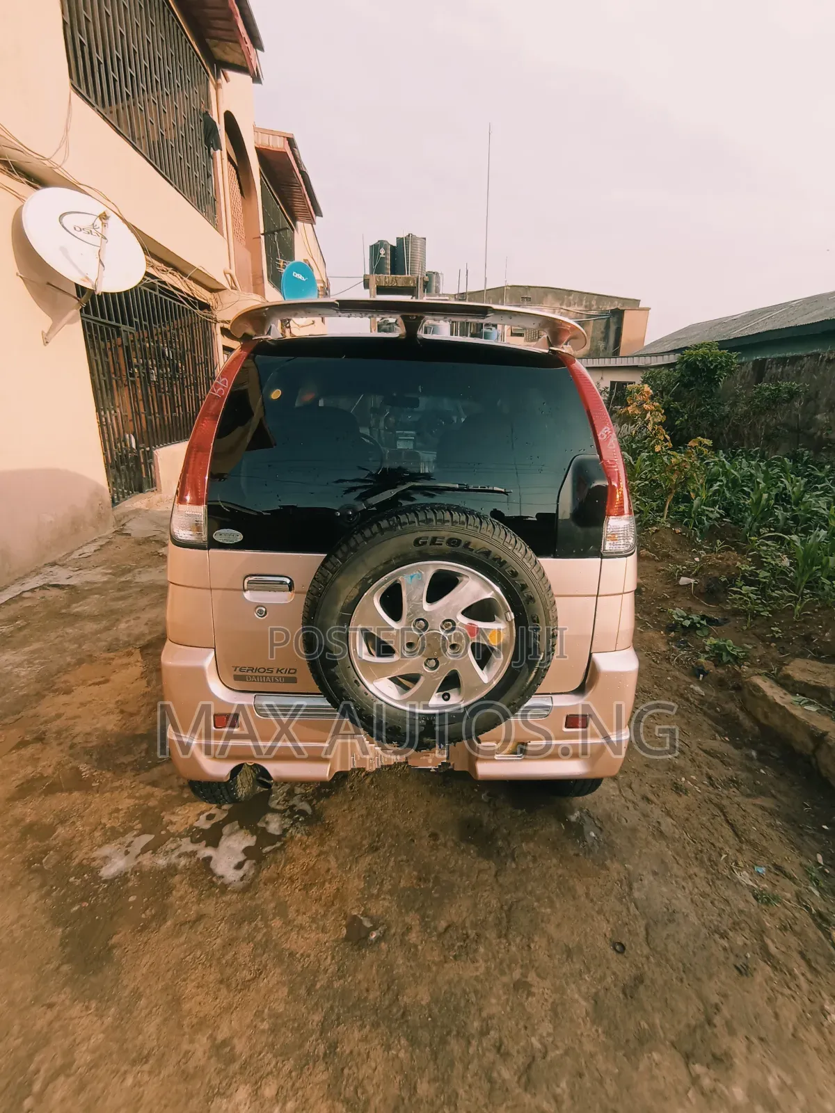 Daihatsu Terios 1.5i 4x4 Automatic 2009 Pink