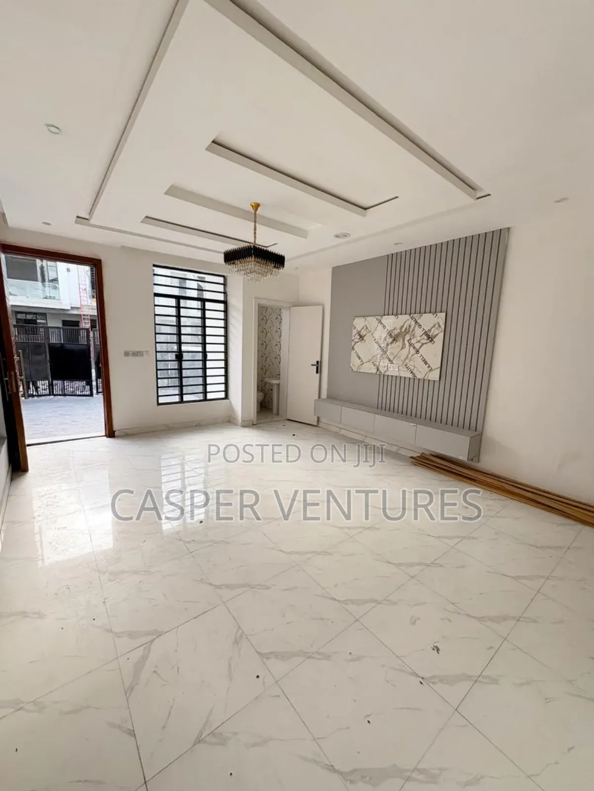 4bdrm Duplex in West, Ikota for sale