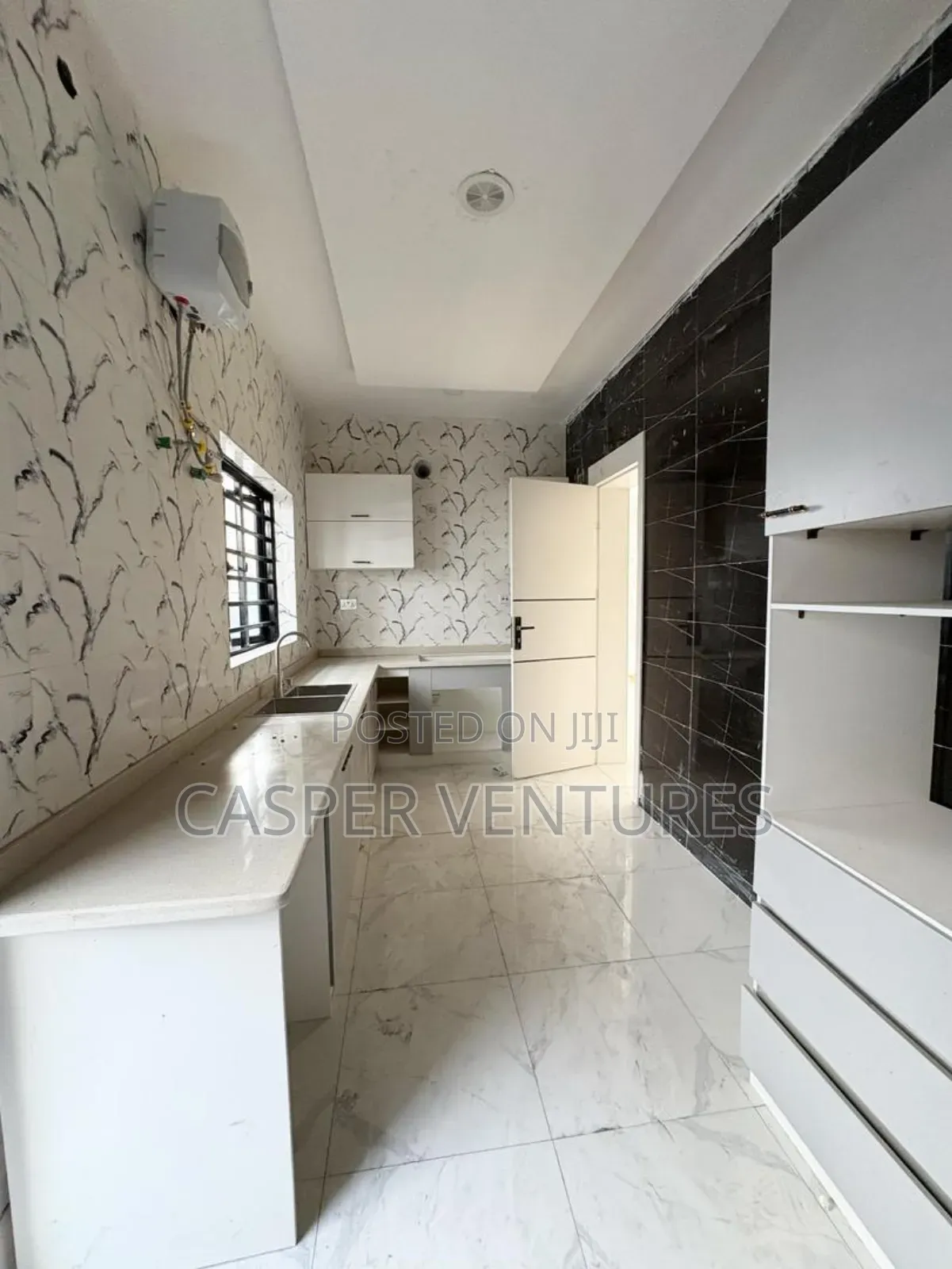 4bdrm Duplex in West, Ikota for sale