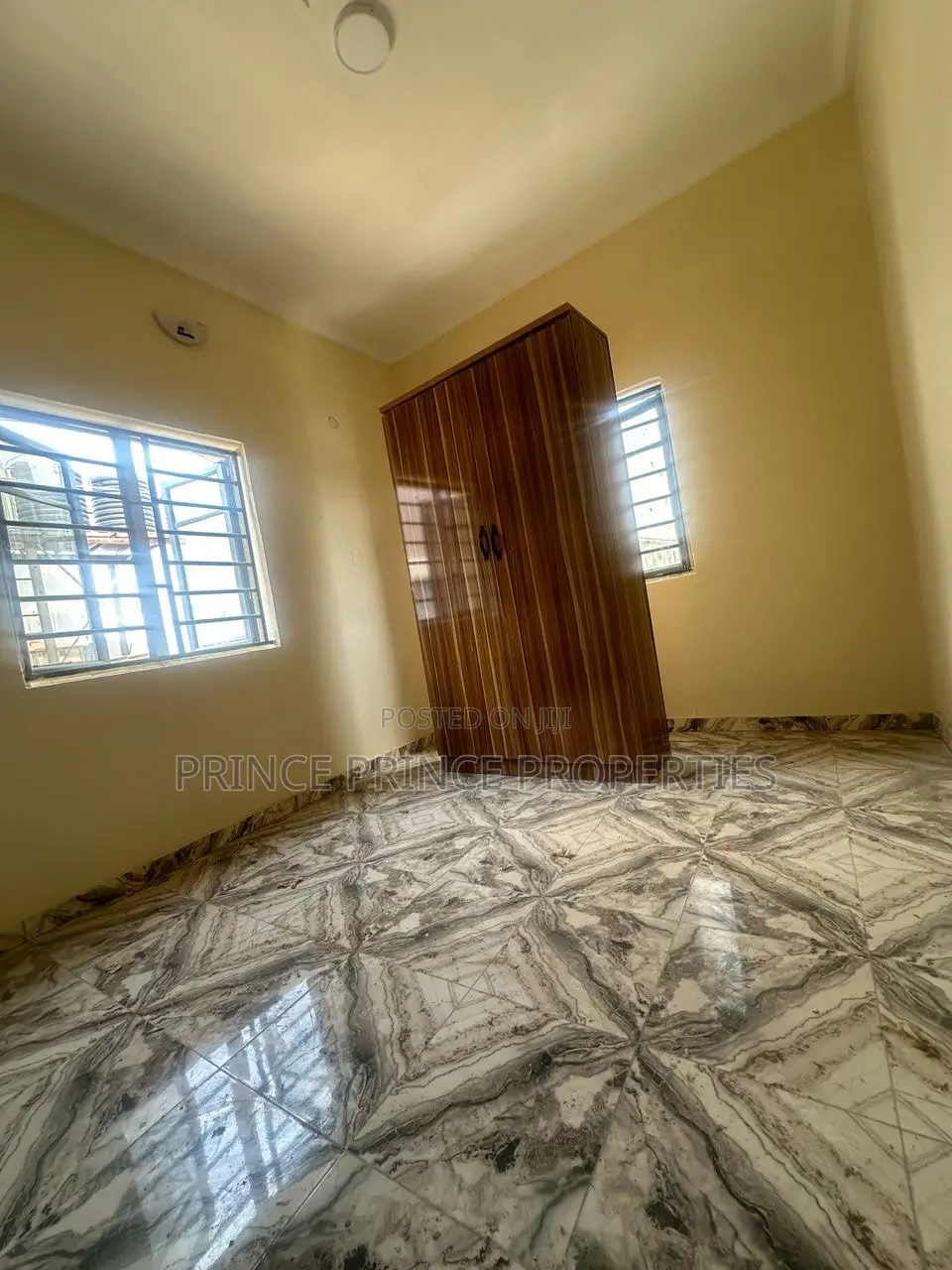 Furnished 2bdrm Block of Flats in Surulere for rent