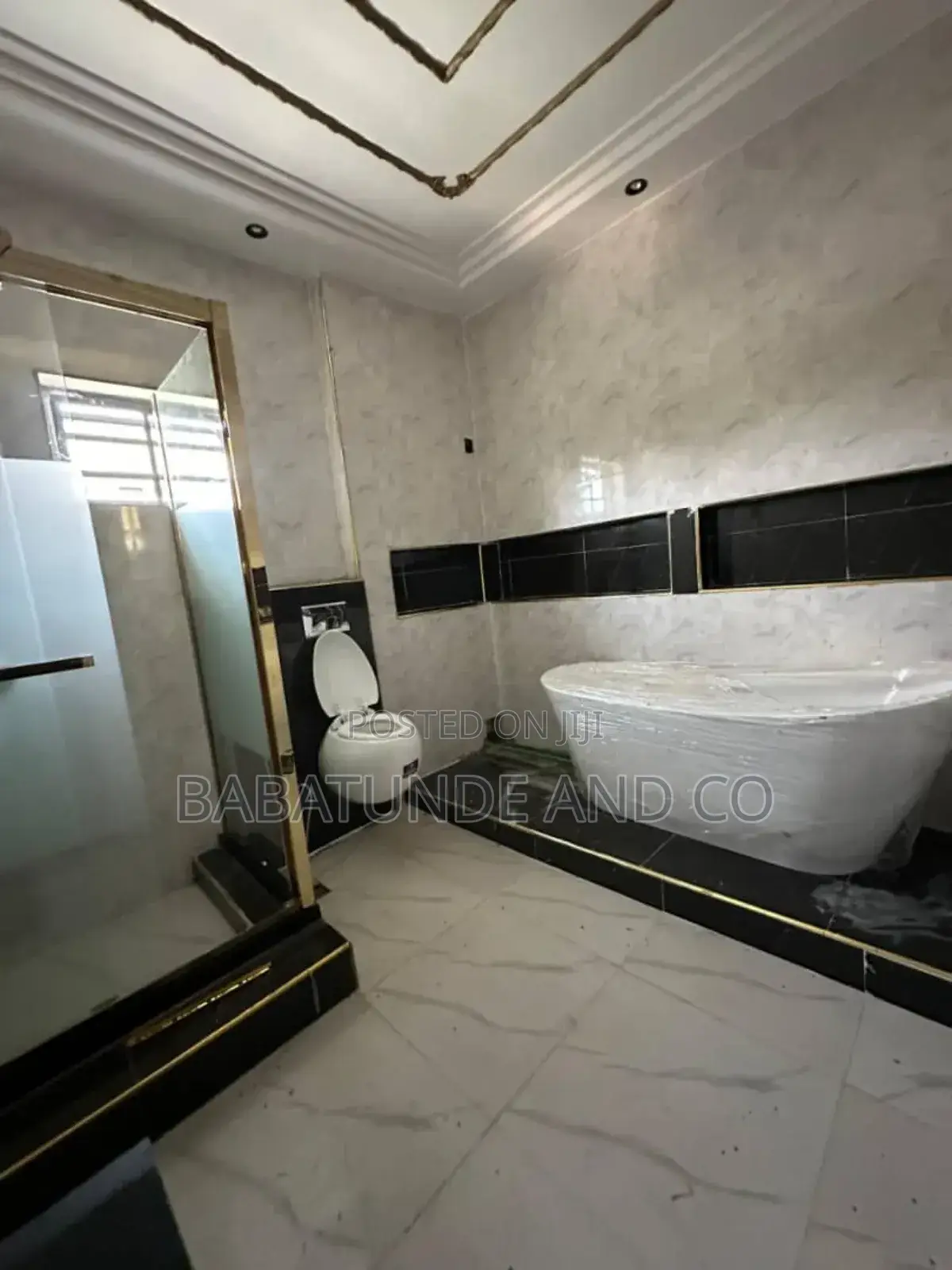 4bdrm Duplex in Moniya for sale
