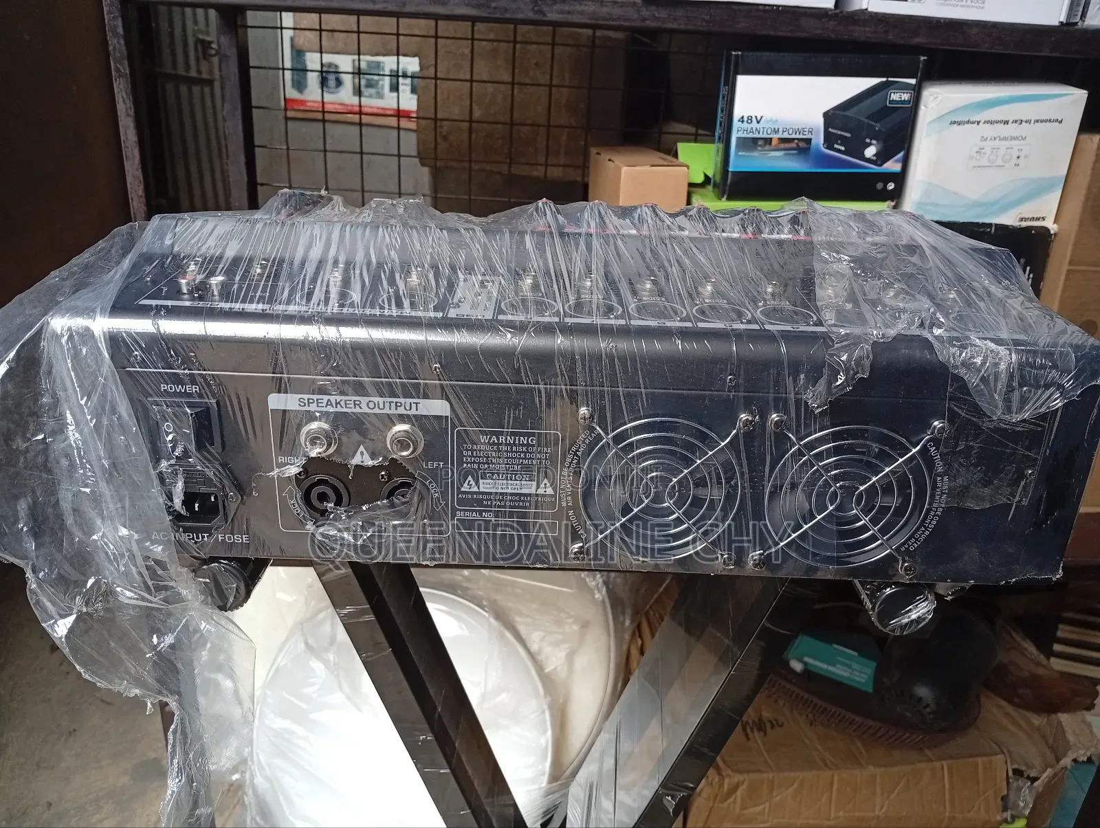 8 Channel Mixser Powered Yamaha