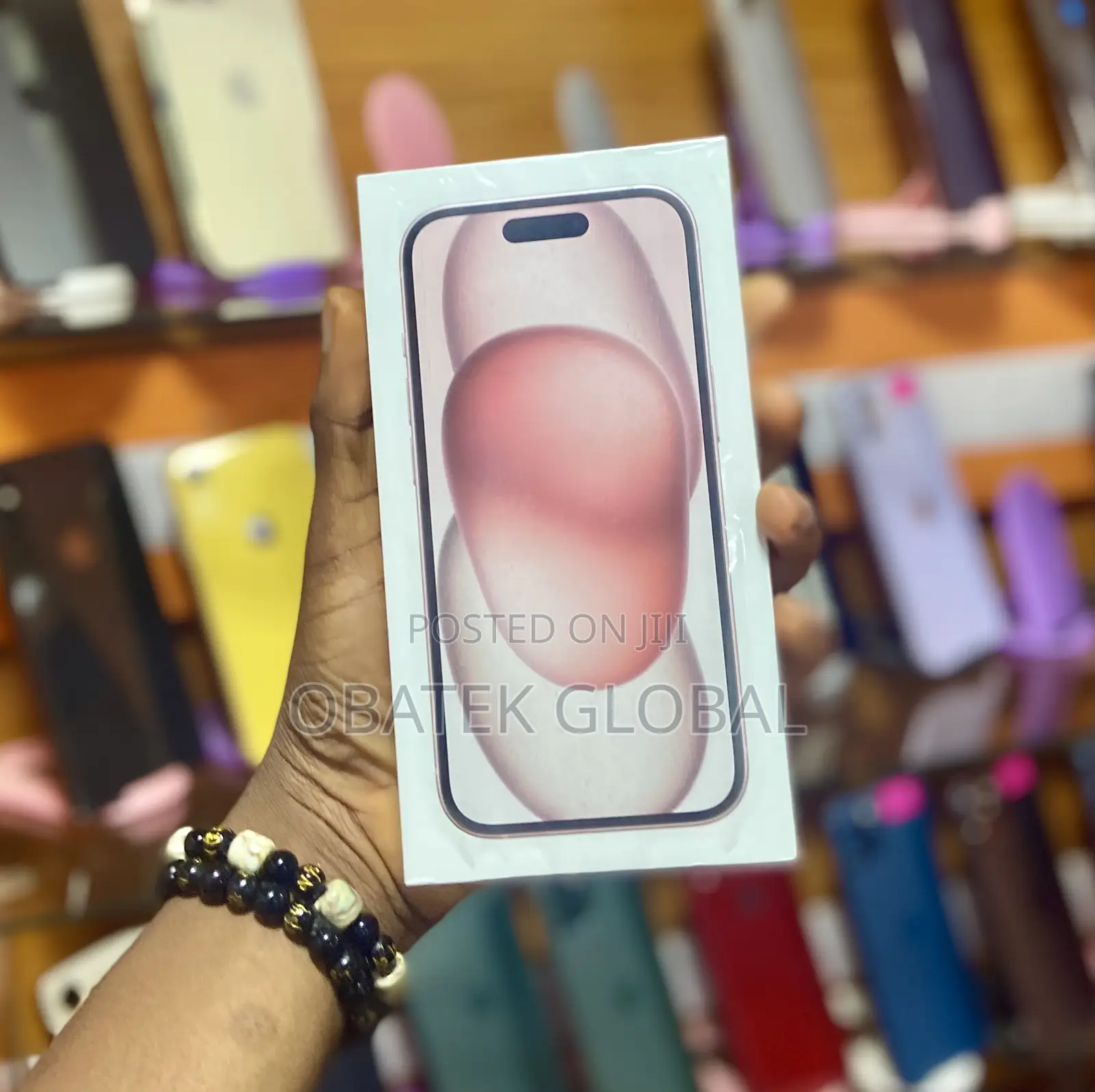 New Apple iPhone 15 128 GB Pink