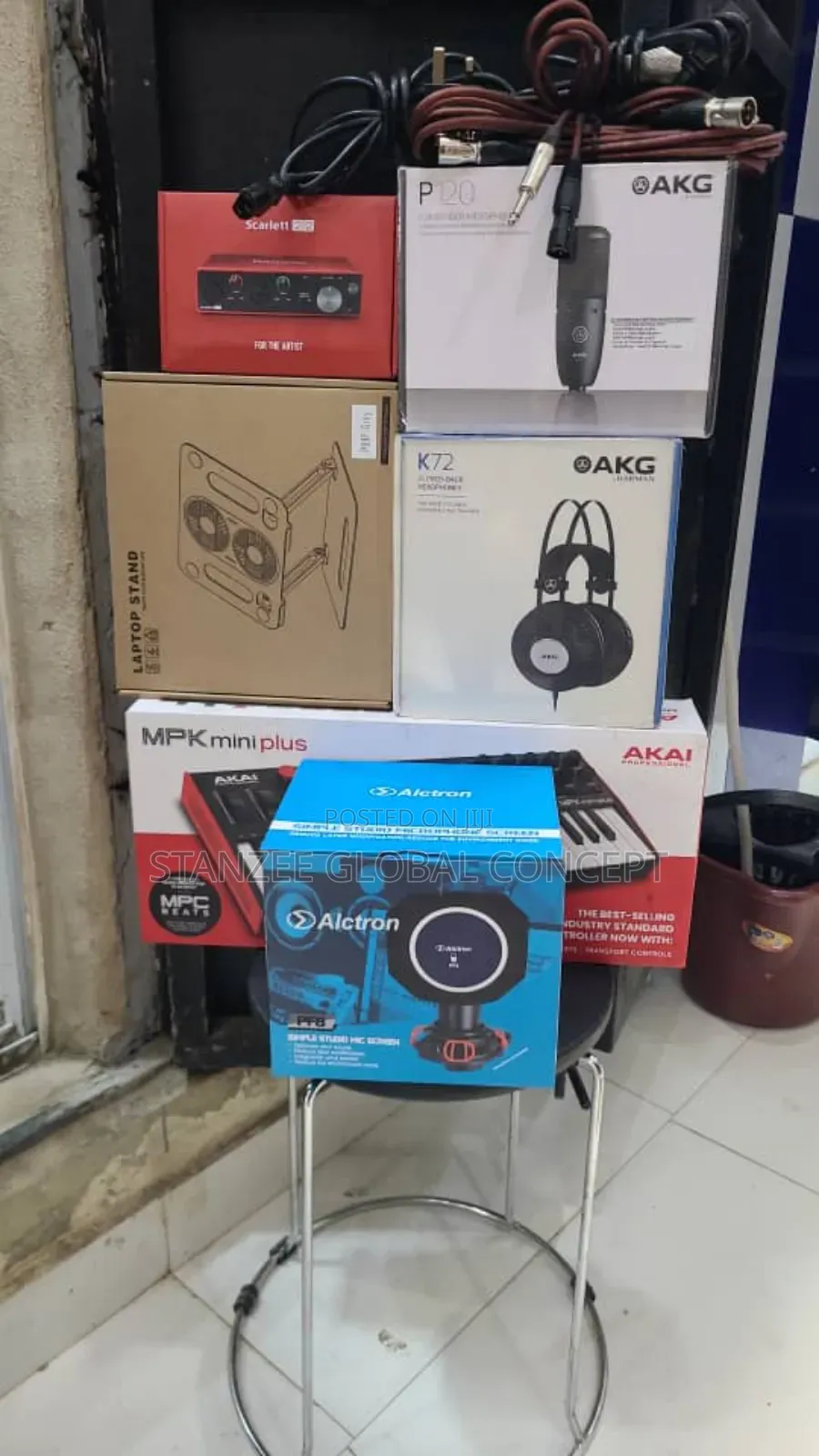 Midi Keyboard, Akg Mic Headphone, 2i2, Cable,Laptop Stand