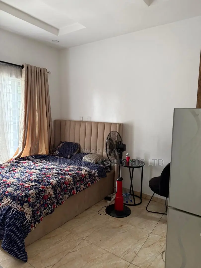 Furnished Studio Apartment in Orchild, Chevron for rent
