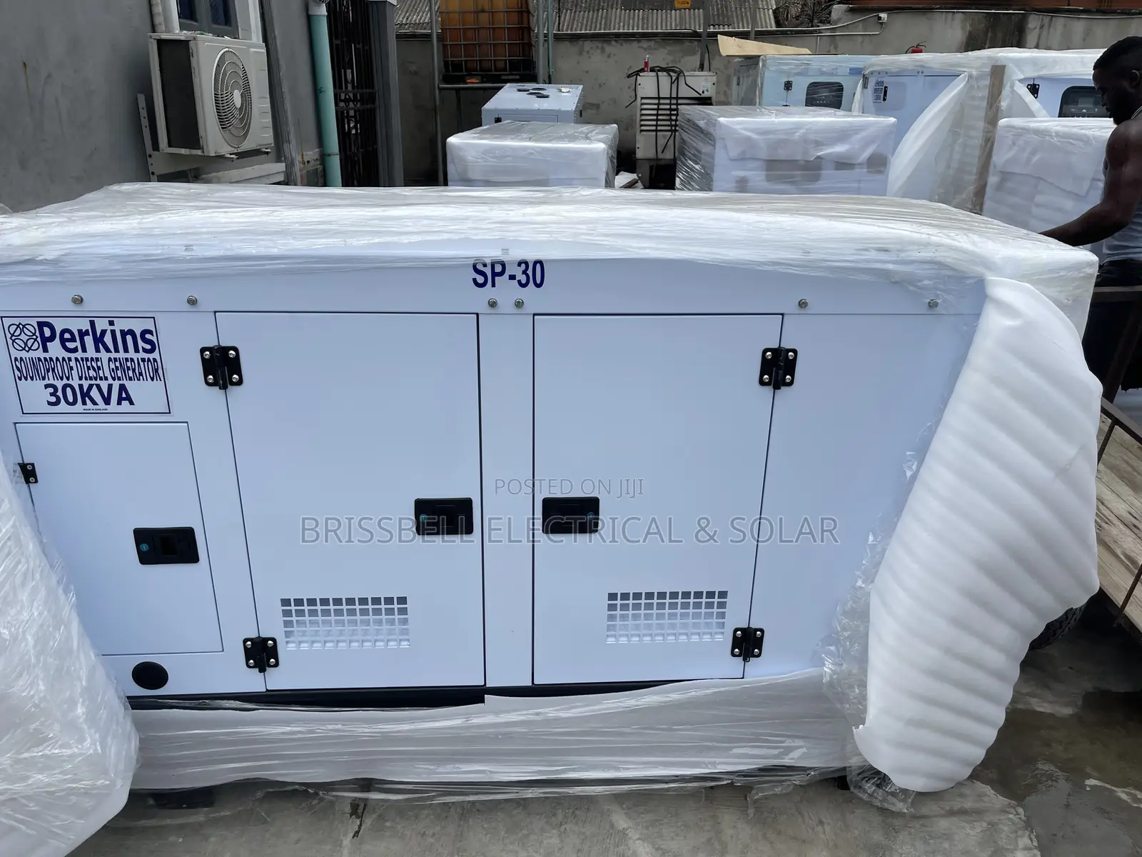 Silent England Perkins Soundproof Diesel Generator 30kva