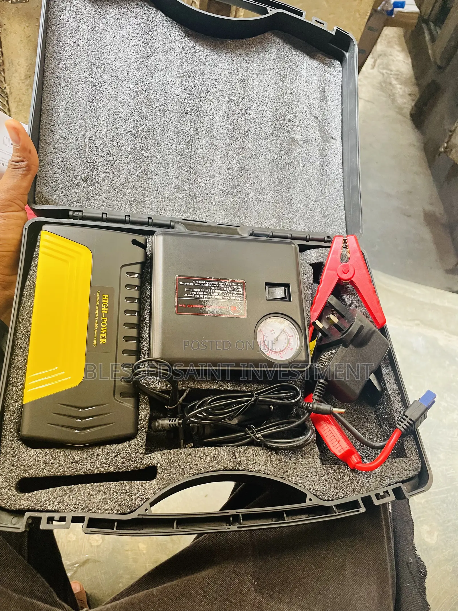 Automobile Emergency Mobile Power Supply
