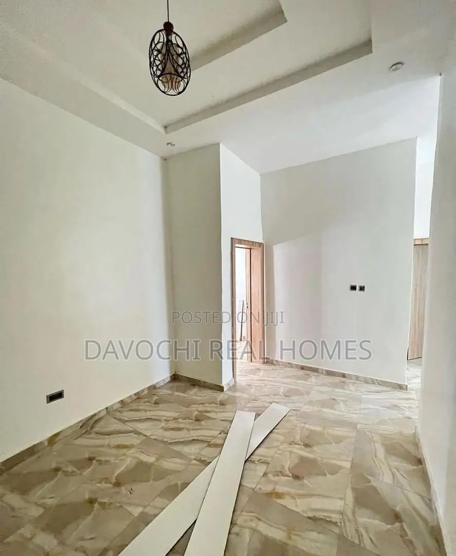 4bdrm Duplex in Ikota, Lekki for rent