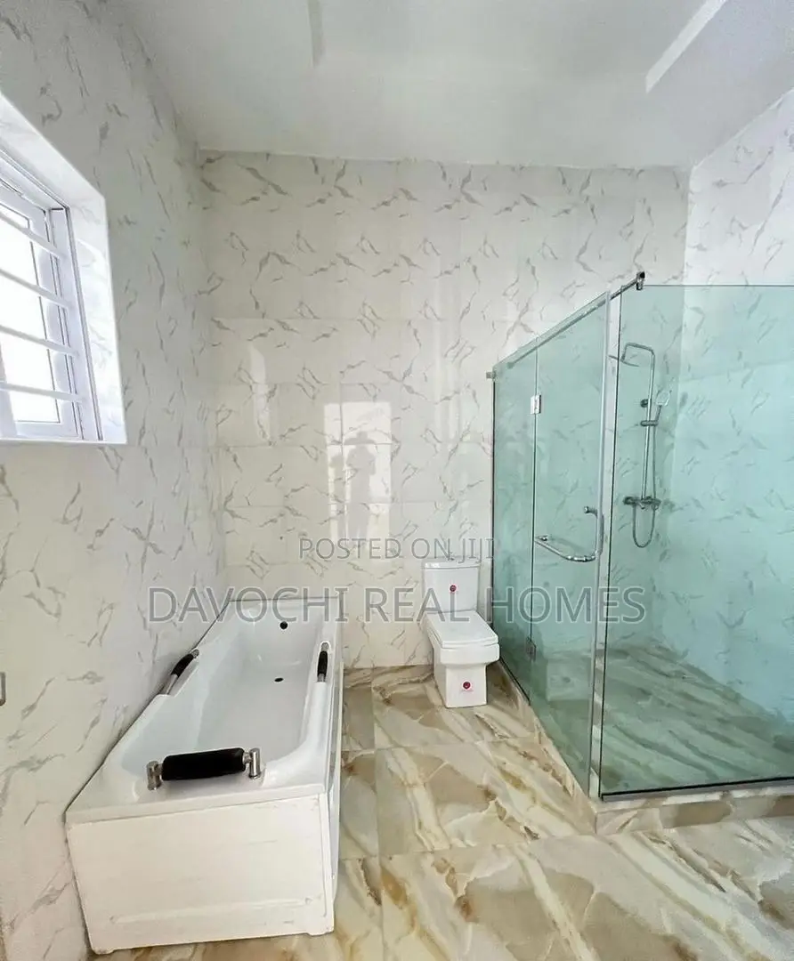 4bdrm Duplex in Ikota, Lekki for rent