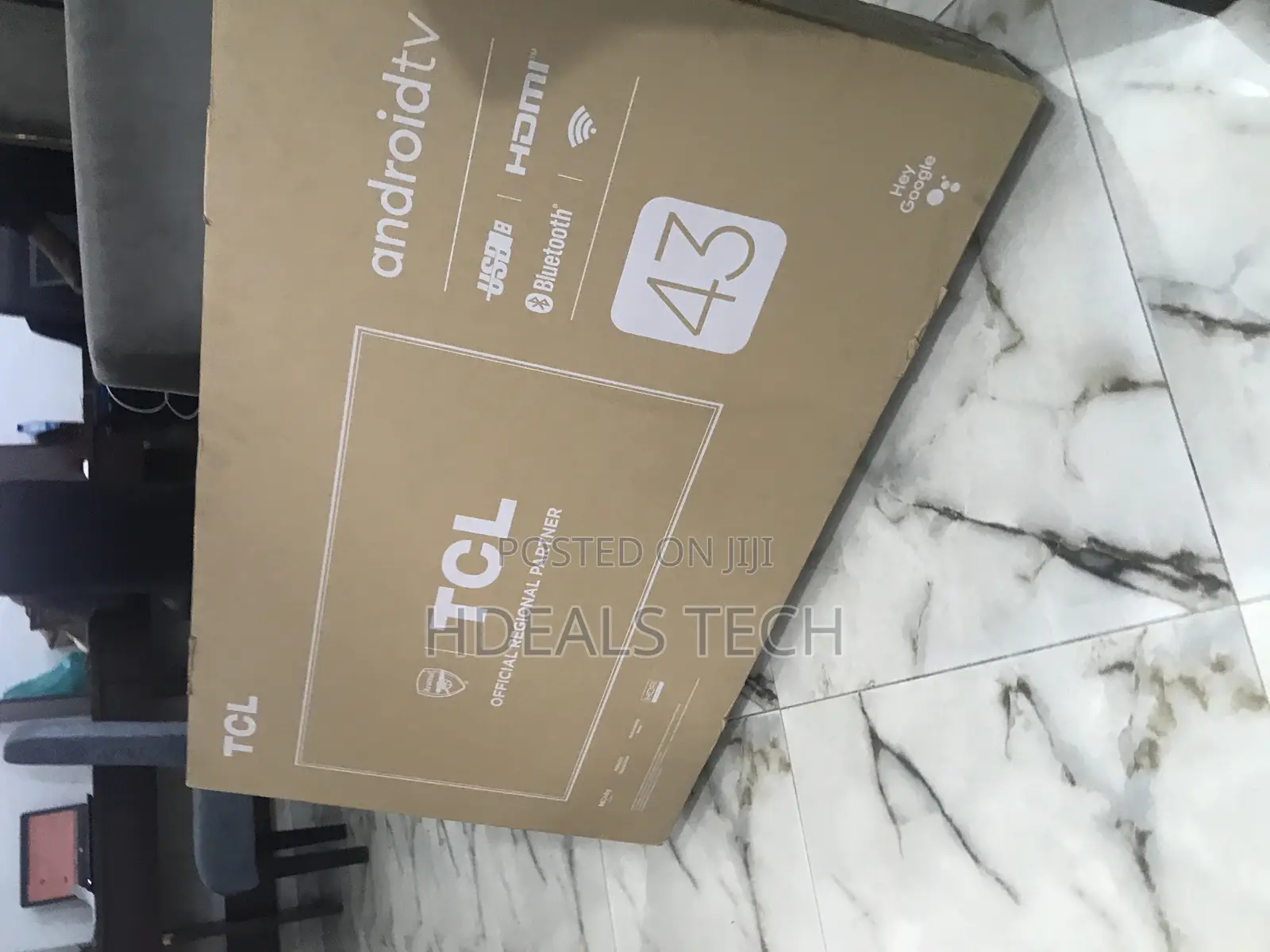 Clear TCL Android Tv 43"