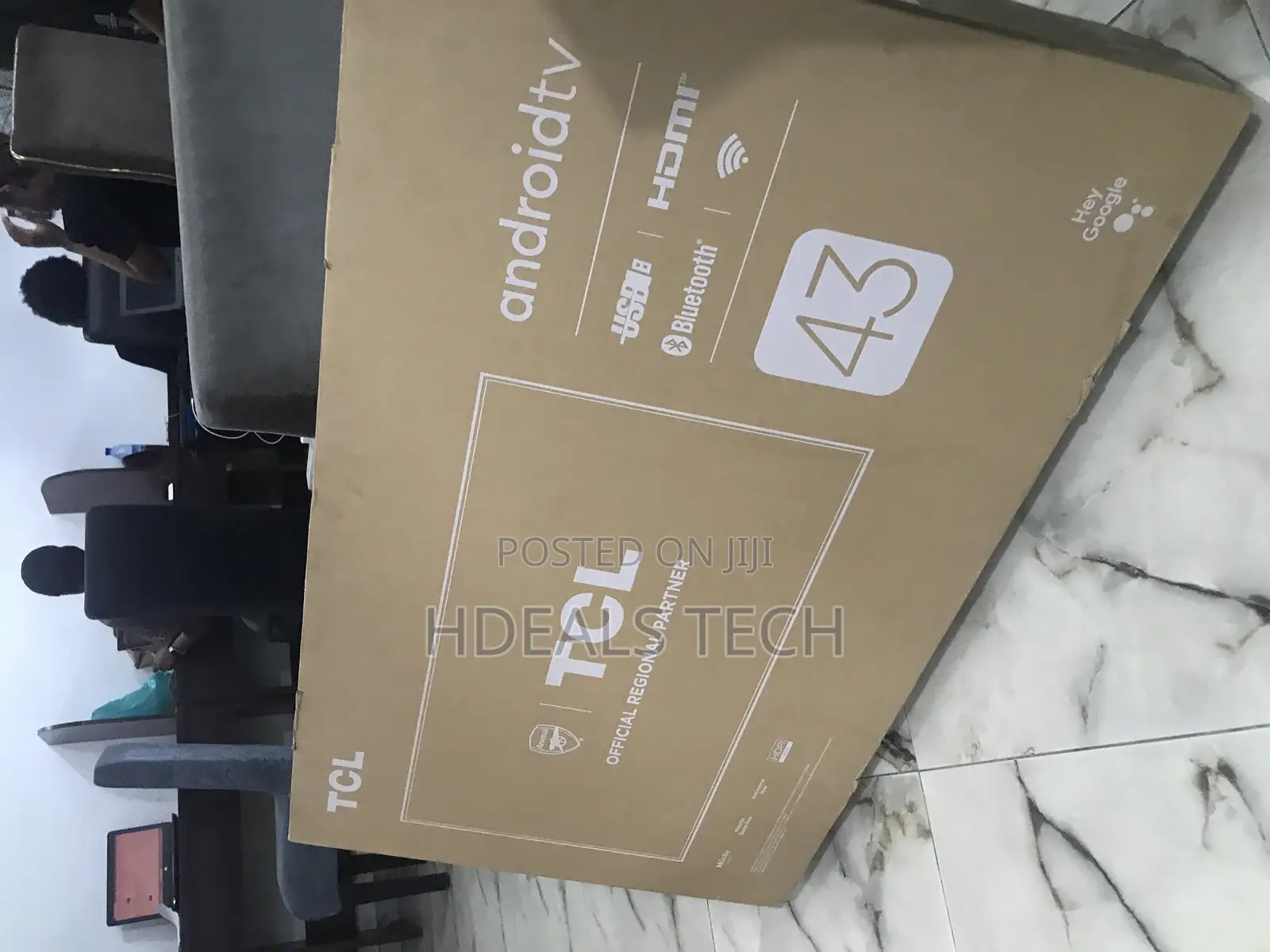 Clear TCL Android Tv 43"