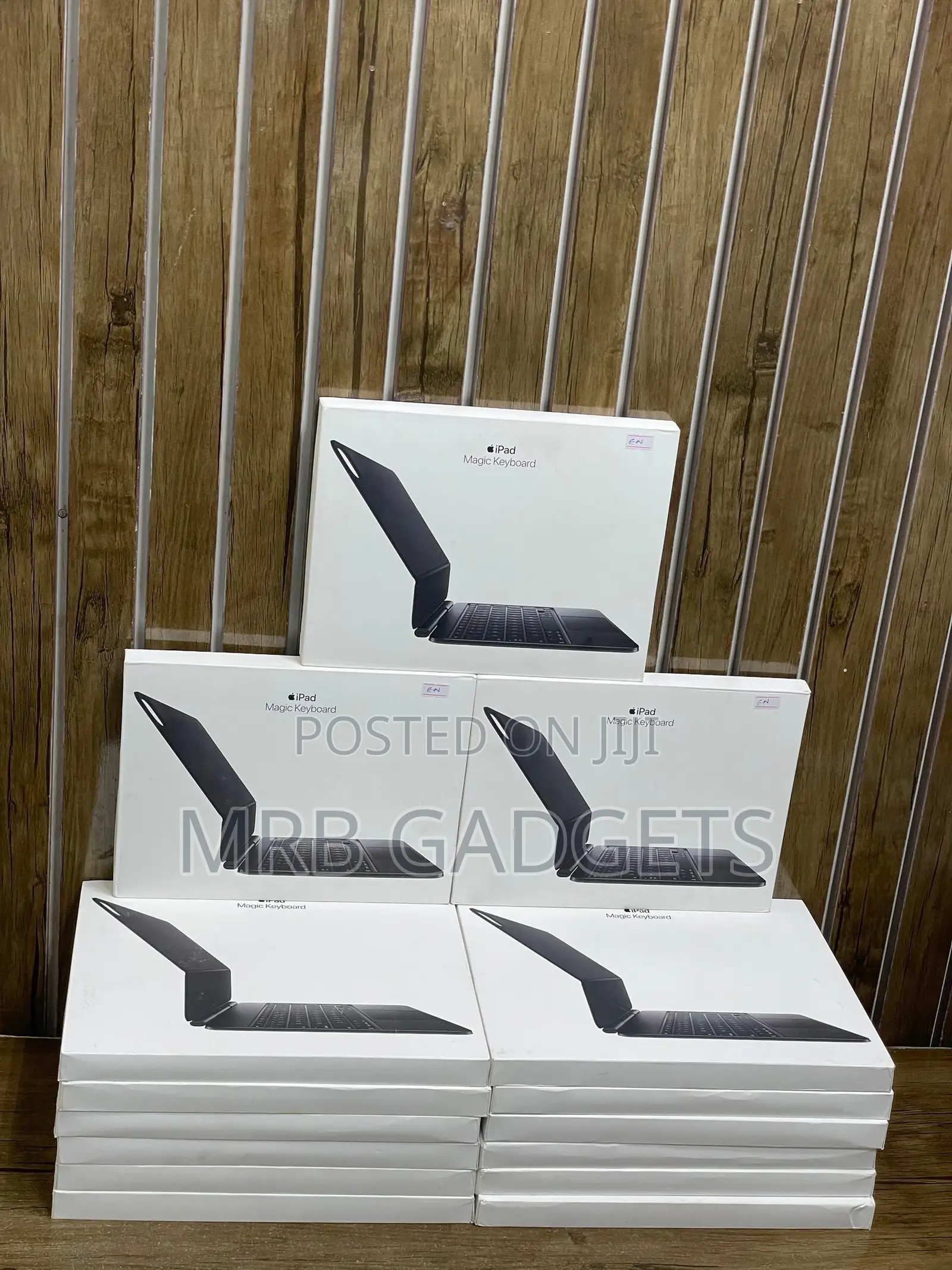 Brand New Keyboard for iPad M4 M5