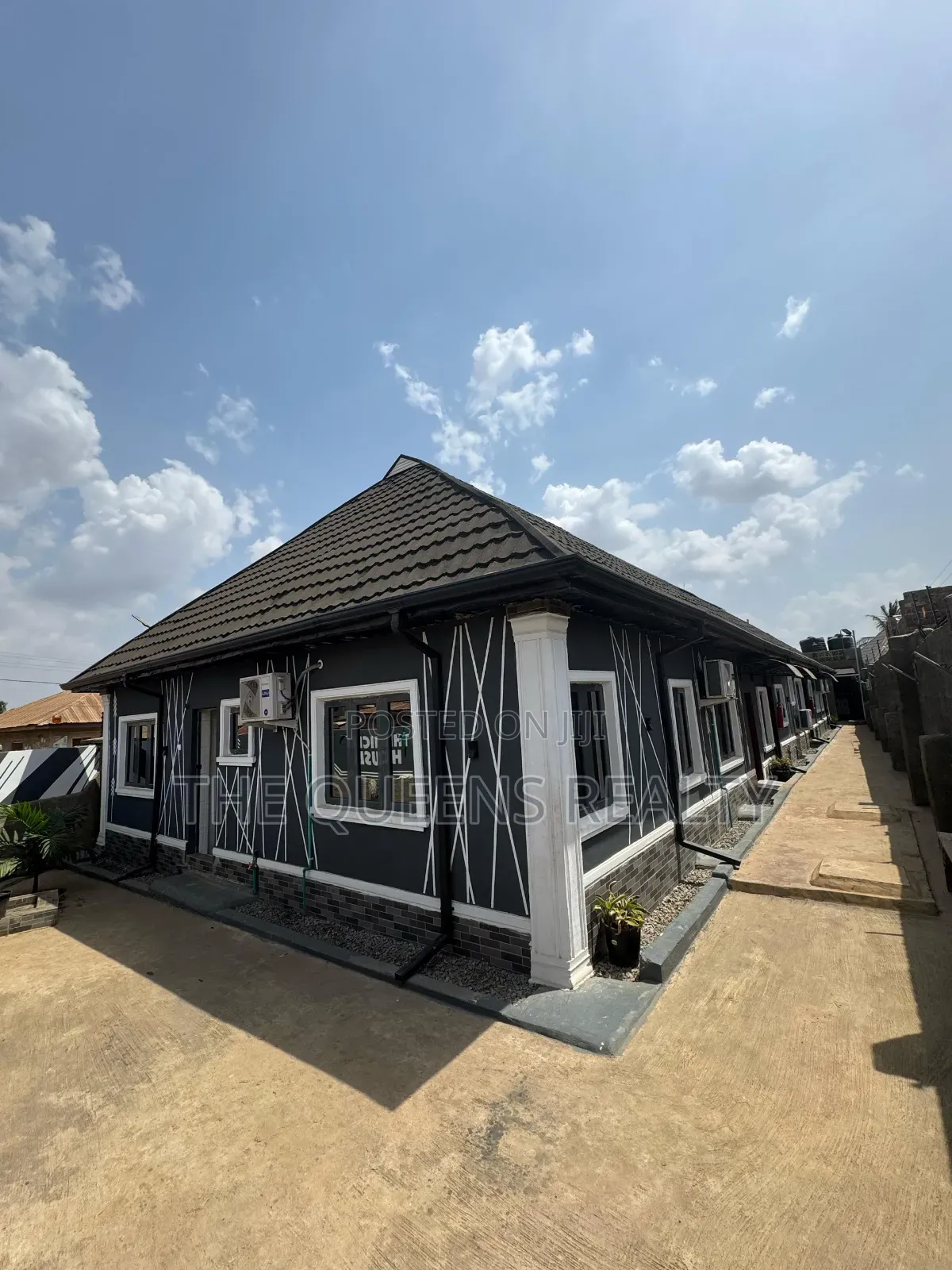Fully Serviced Apartments (Shortlet)