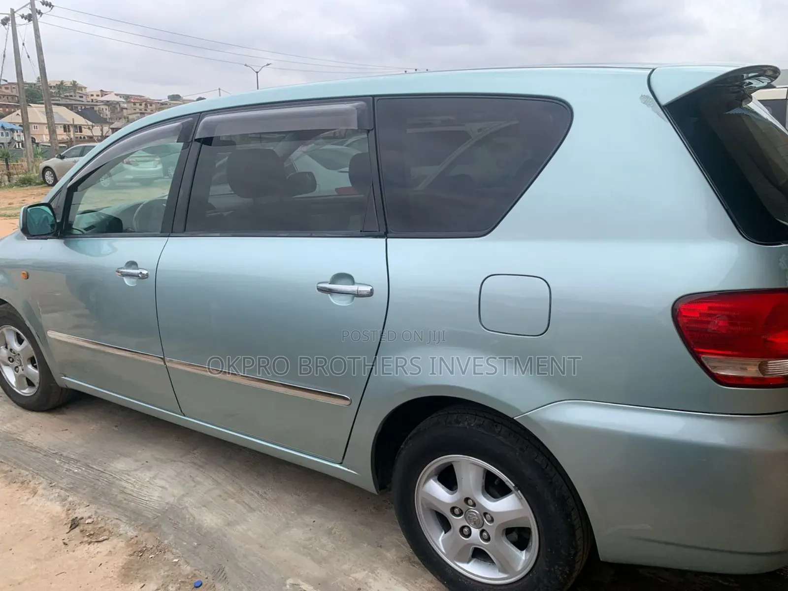 Toyota Ipsum 2001 Green