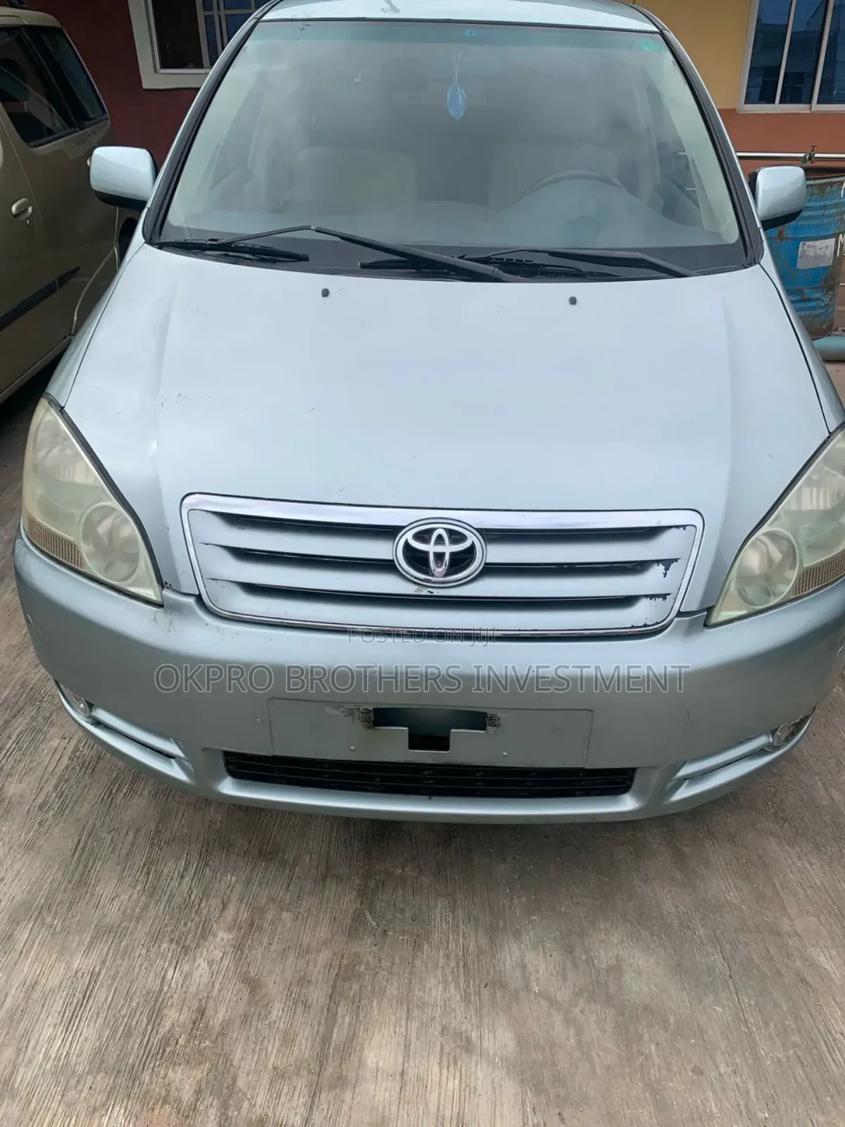 Toyota Ipsum 2001 Green